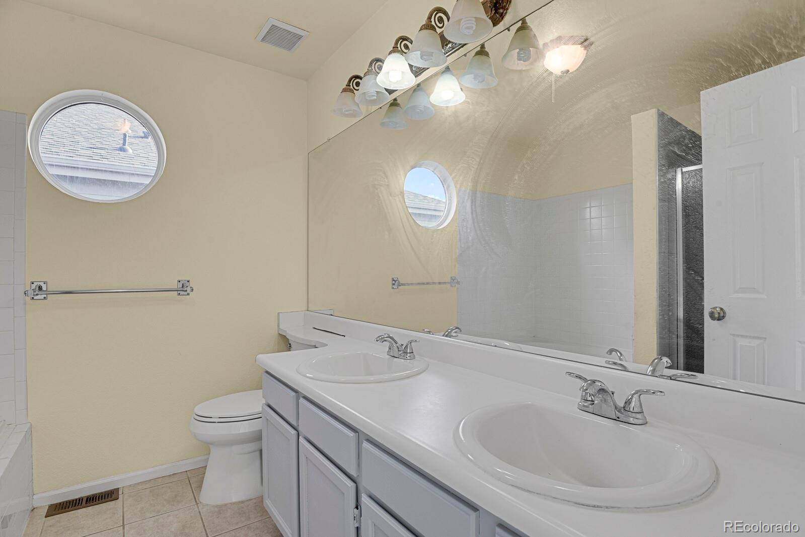 MLS Image #13 for 2585 s truckee way,aurora, Colorado