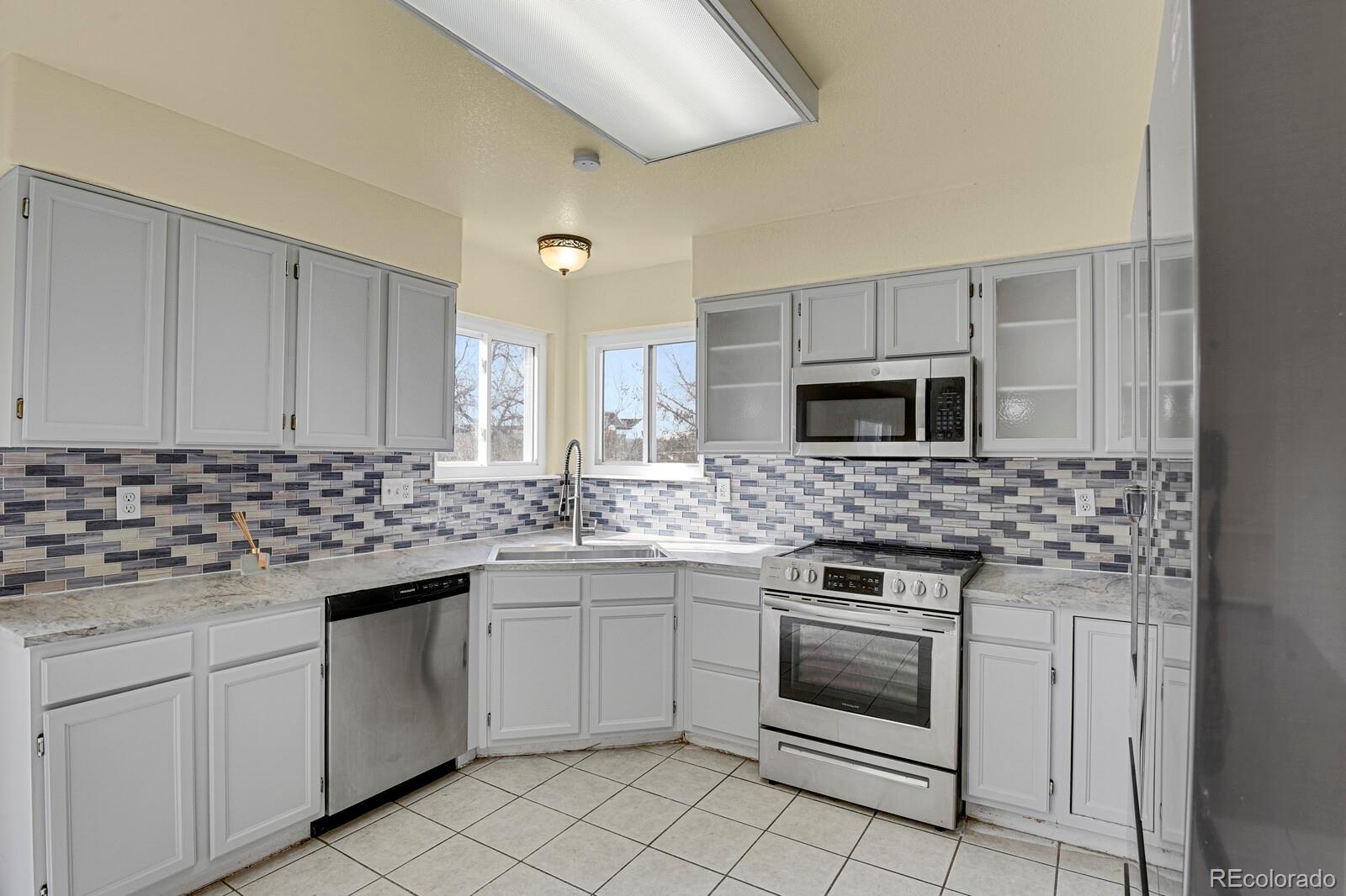 MLS Image #4 for 2585 s truckee way,aurora, Colorado