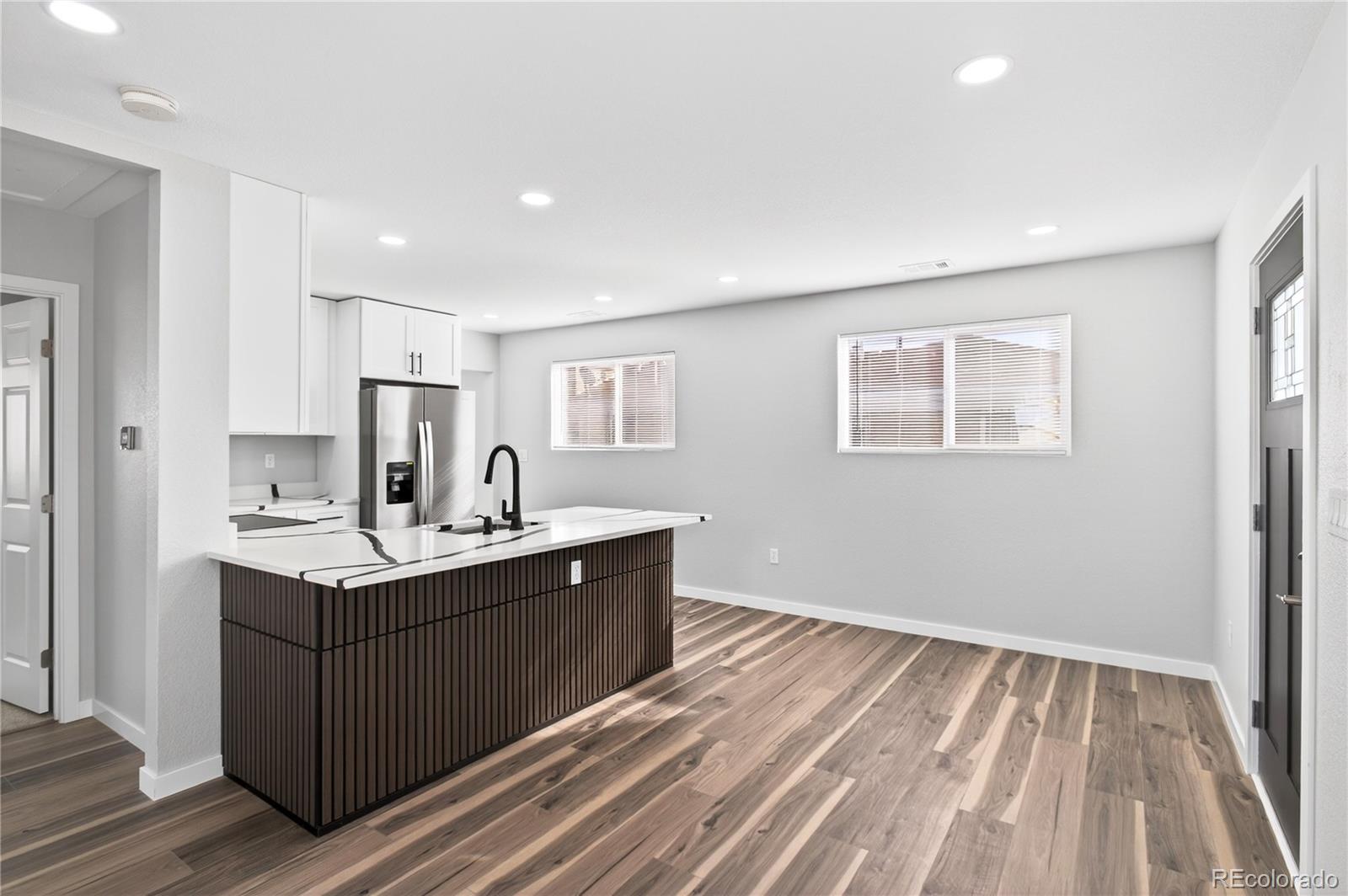 MLS Image #11 for 1446  jamaica street,aurora, Colorado