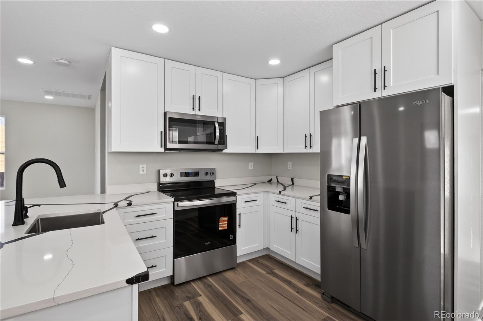 MLS Image #3 for 1446  jamaica street,aurora, Colorado