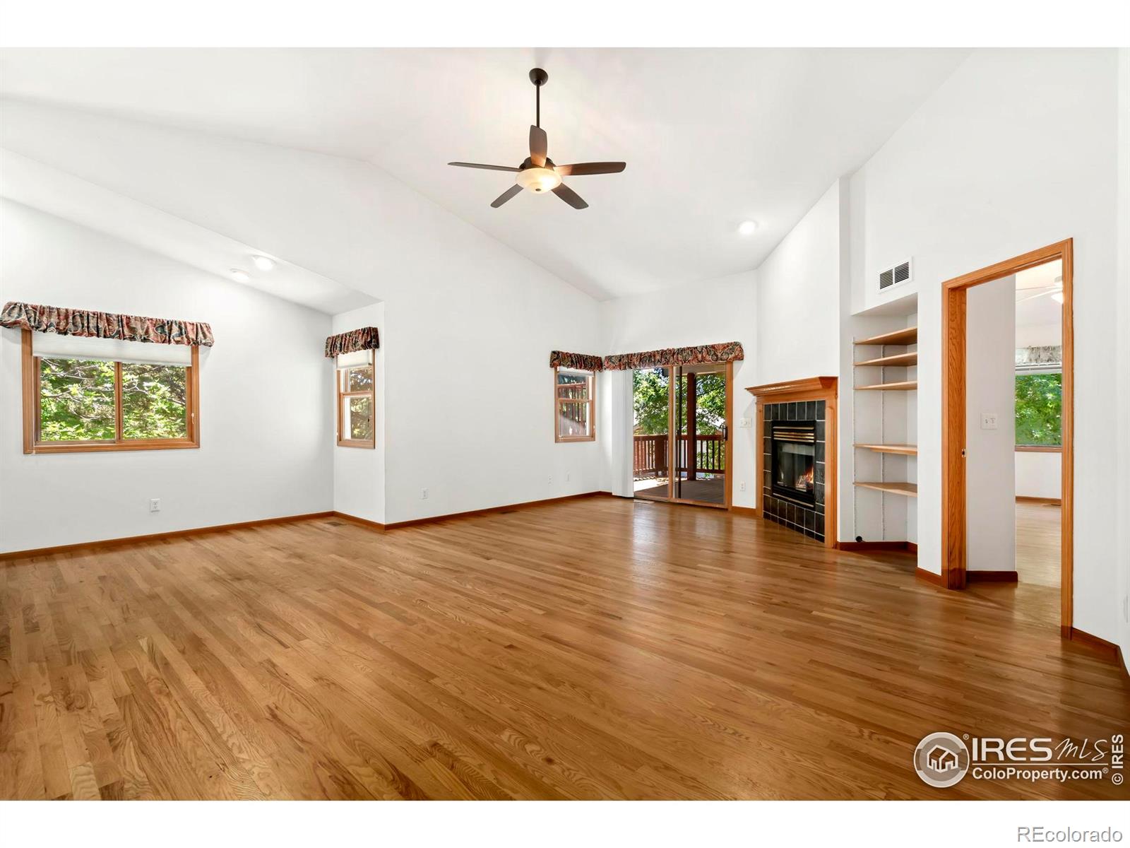 MLS Image #5 for 2037  adriel drive,fort collins, Colorado