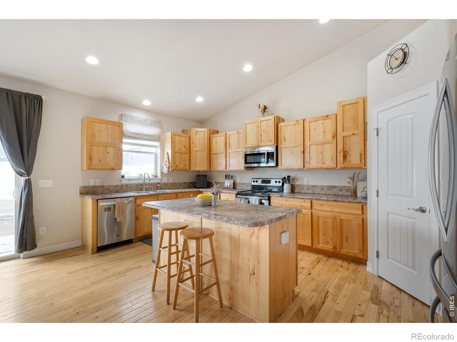 MLS Image #6 for 6861  mount toll court,wellington, Colorado
