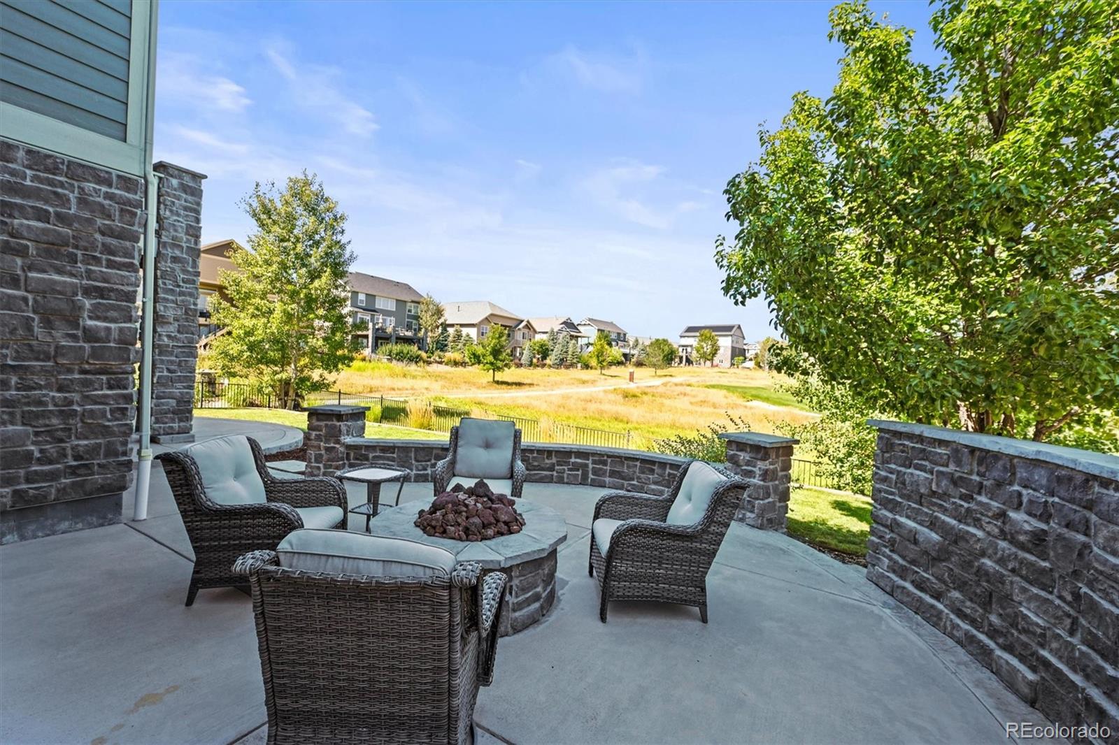 MLS Image #39 for 8149 s blackstone parkway,aurora, Colorado