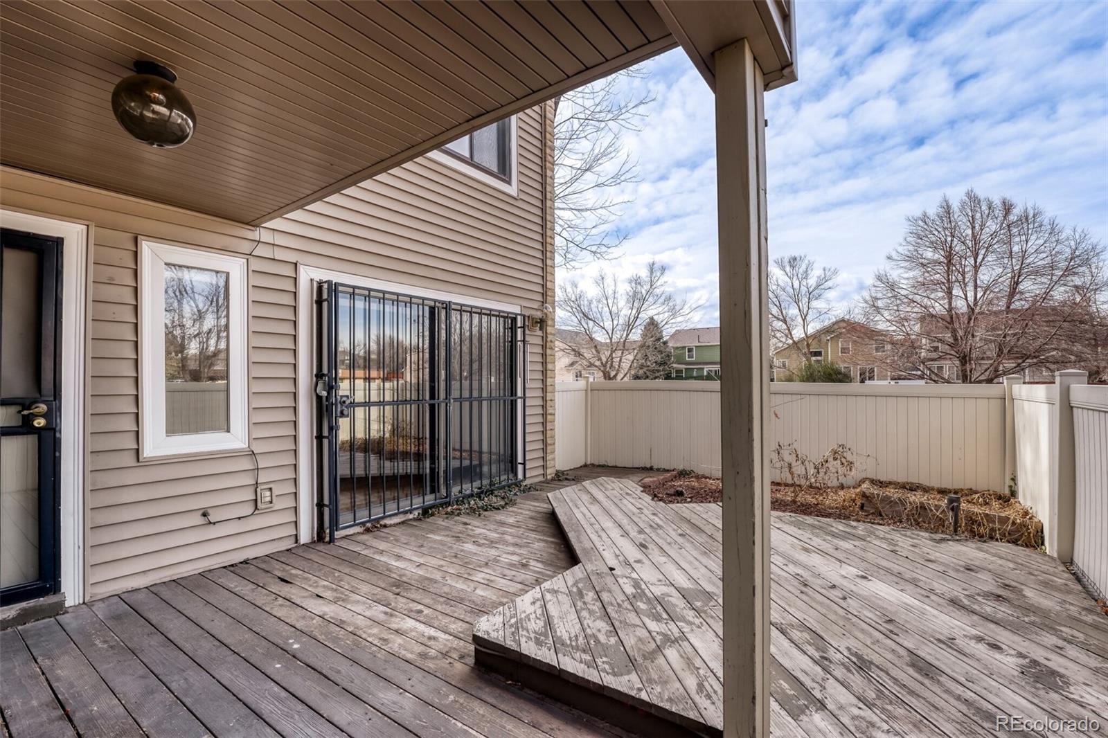 MLS Image #18 for 1160 s clinton street,denver, Colorado