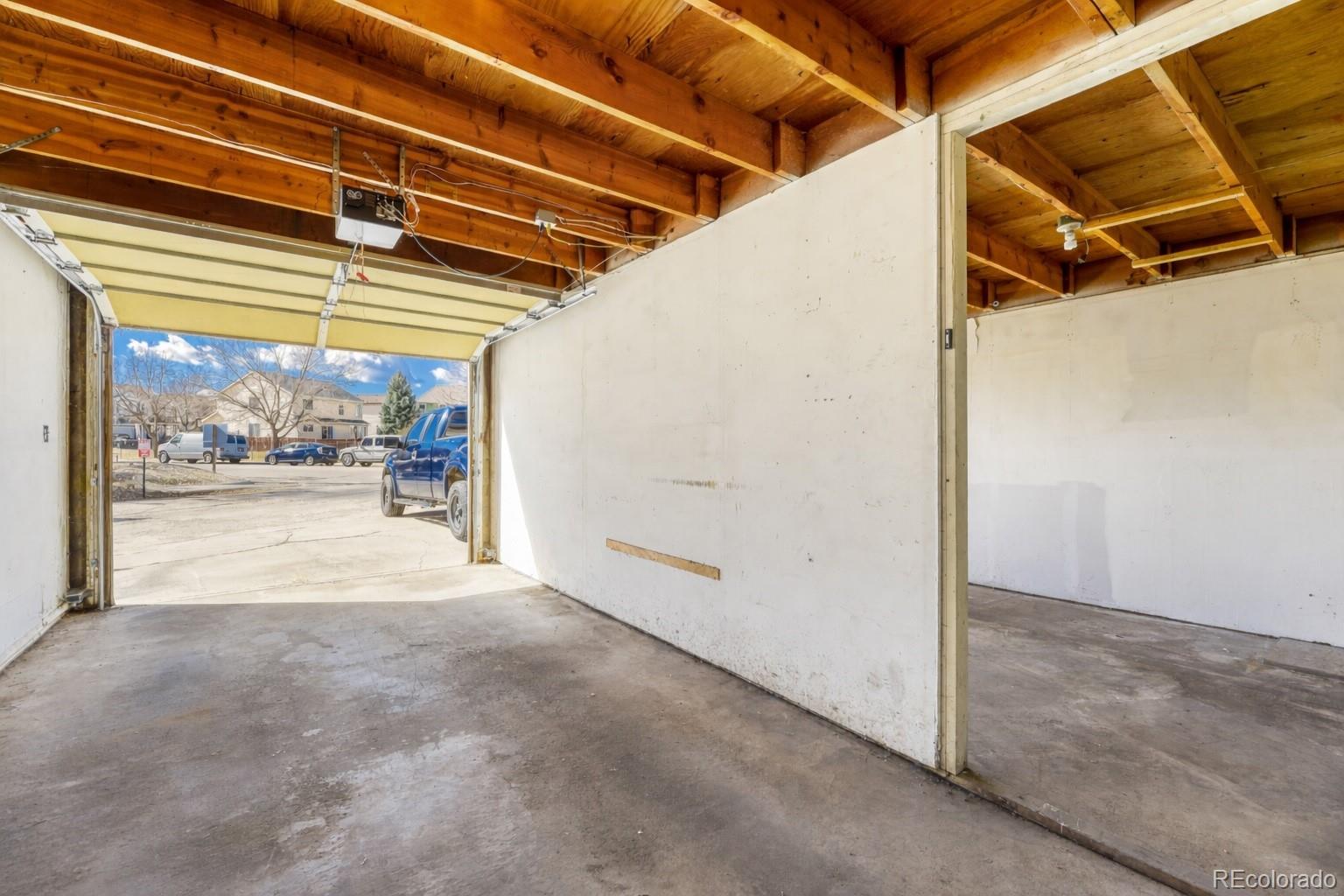 MLS Image #20 for 1160 s clinton street,denver, Colorado