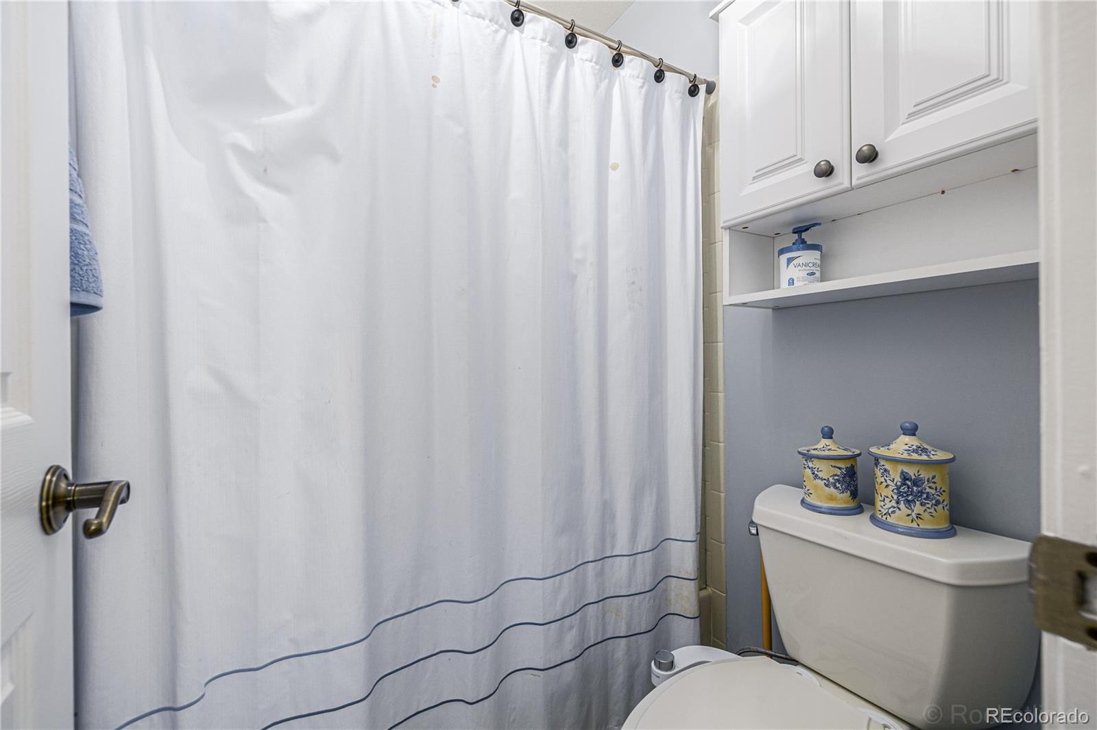 MLS Image #21 for 7252 s costilla street,littleton, Colorado