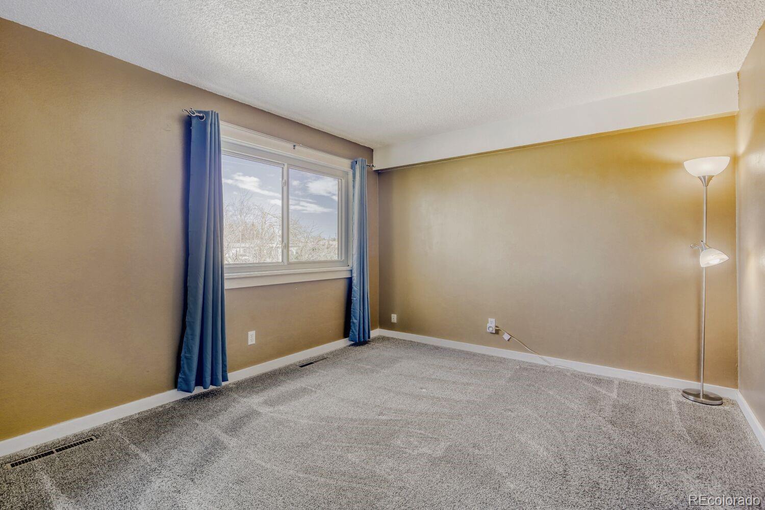 MLS Image #16 for 300  sundance circle,fort collins, Colorado