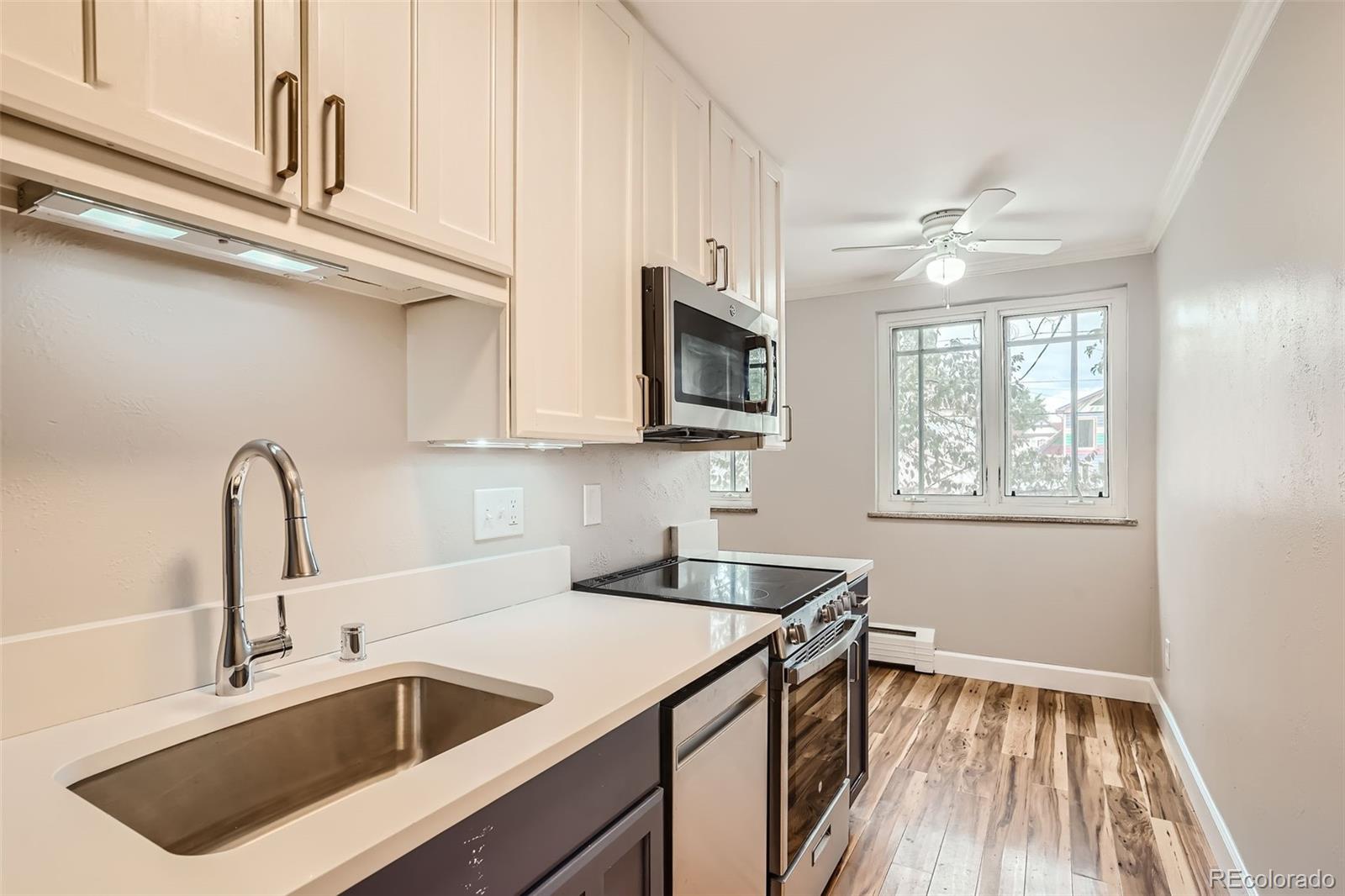 MLS Image #8 for 969 s pearl street,denver, Colorado