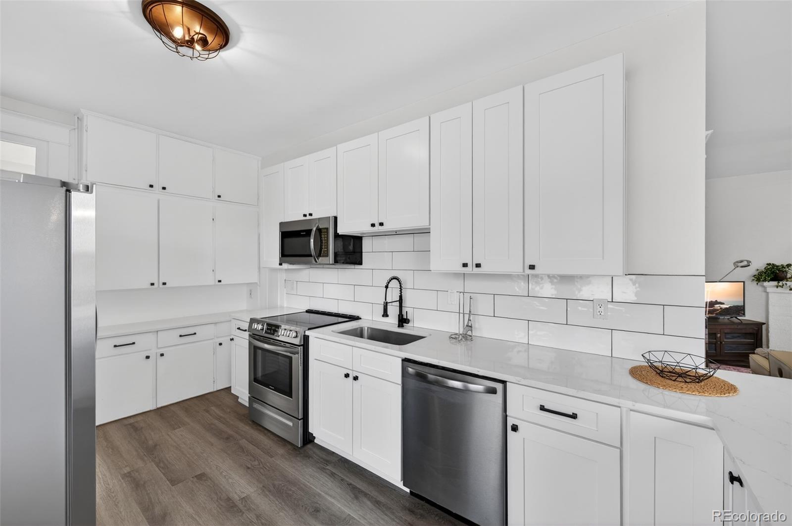 MLS Image #12 for 3042 w 38th avenue,denver, Colorado