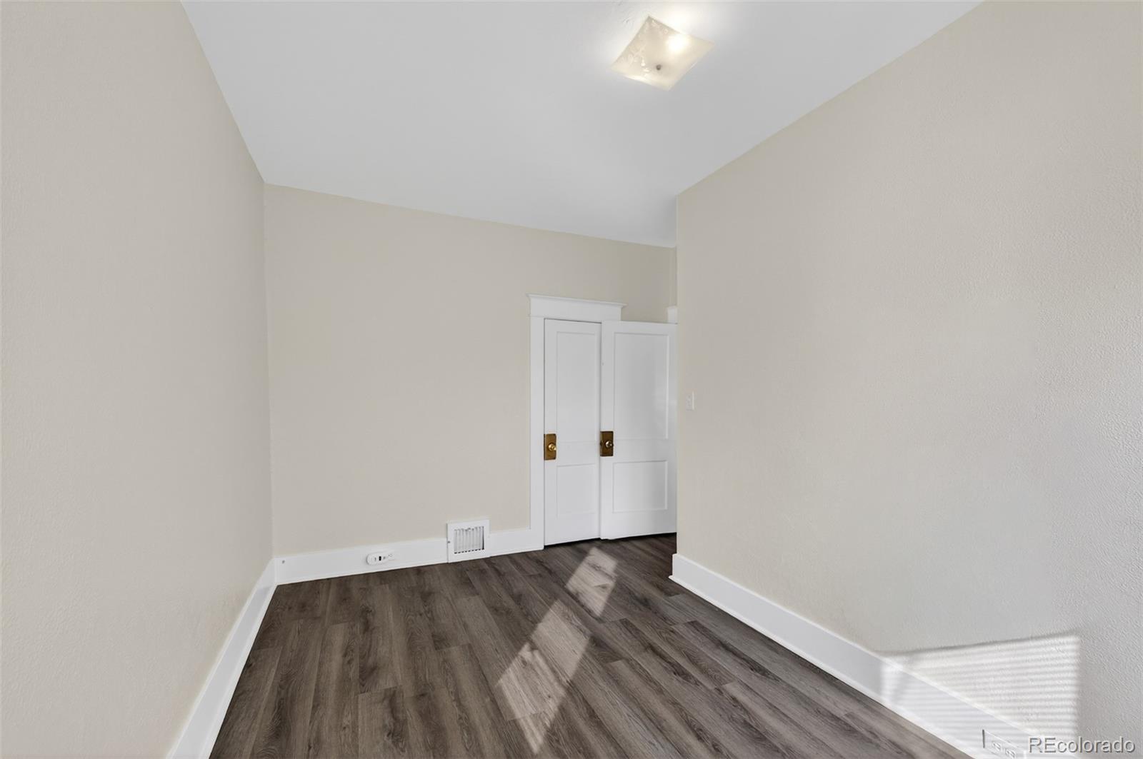 MLS Image #17 for 3042 w 38th avenue,denver, Colorado