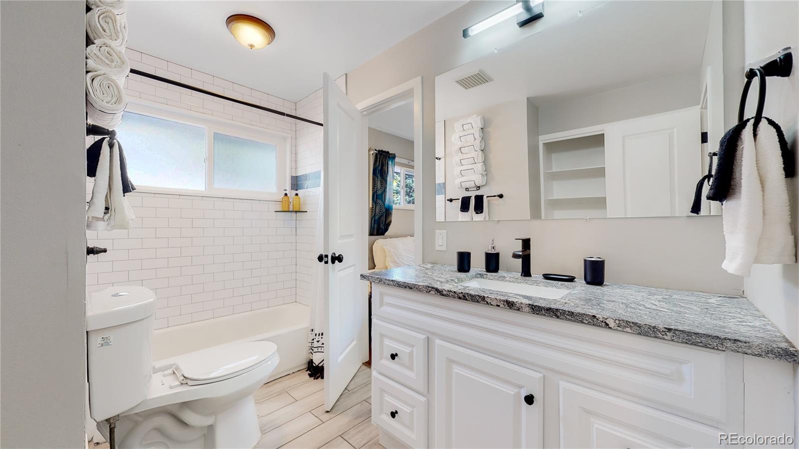 MLS Image #25 for 3067 s holly place,denver, Colorado