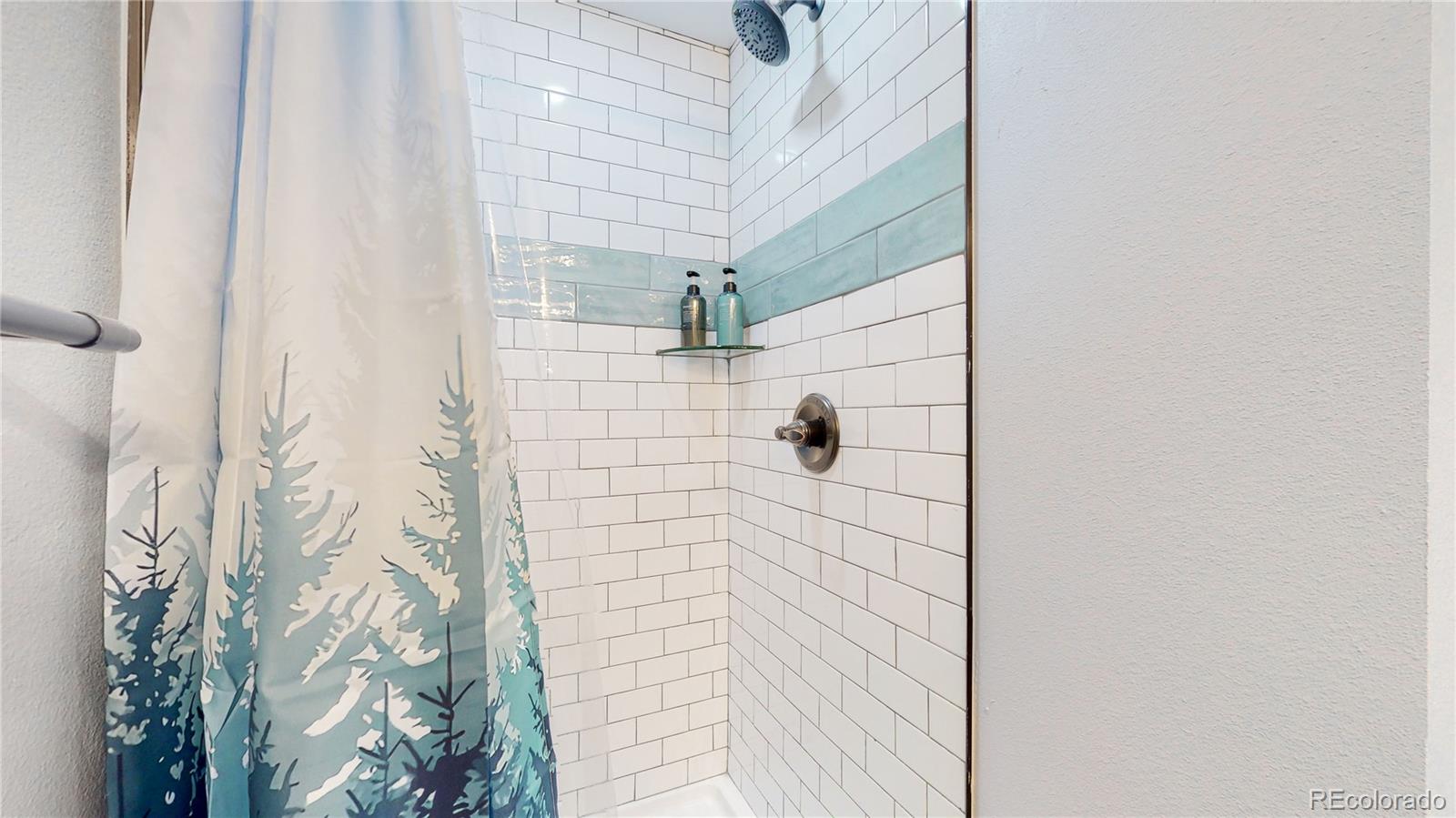 MLS Image #41 for 3067 s holly place,denver, Colorado