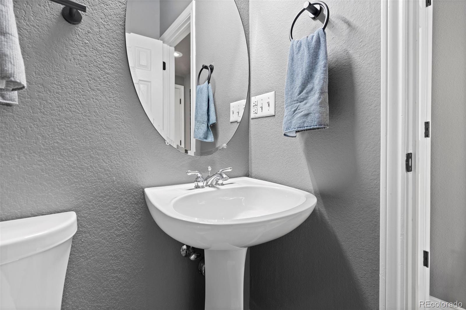 MLS Image #13 for 12 s monroe street ,denver, Colorado