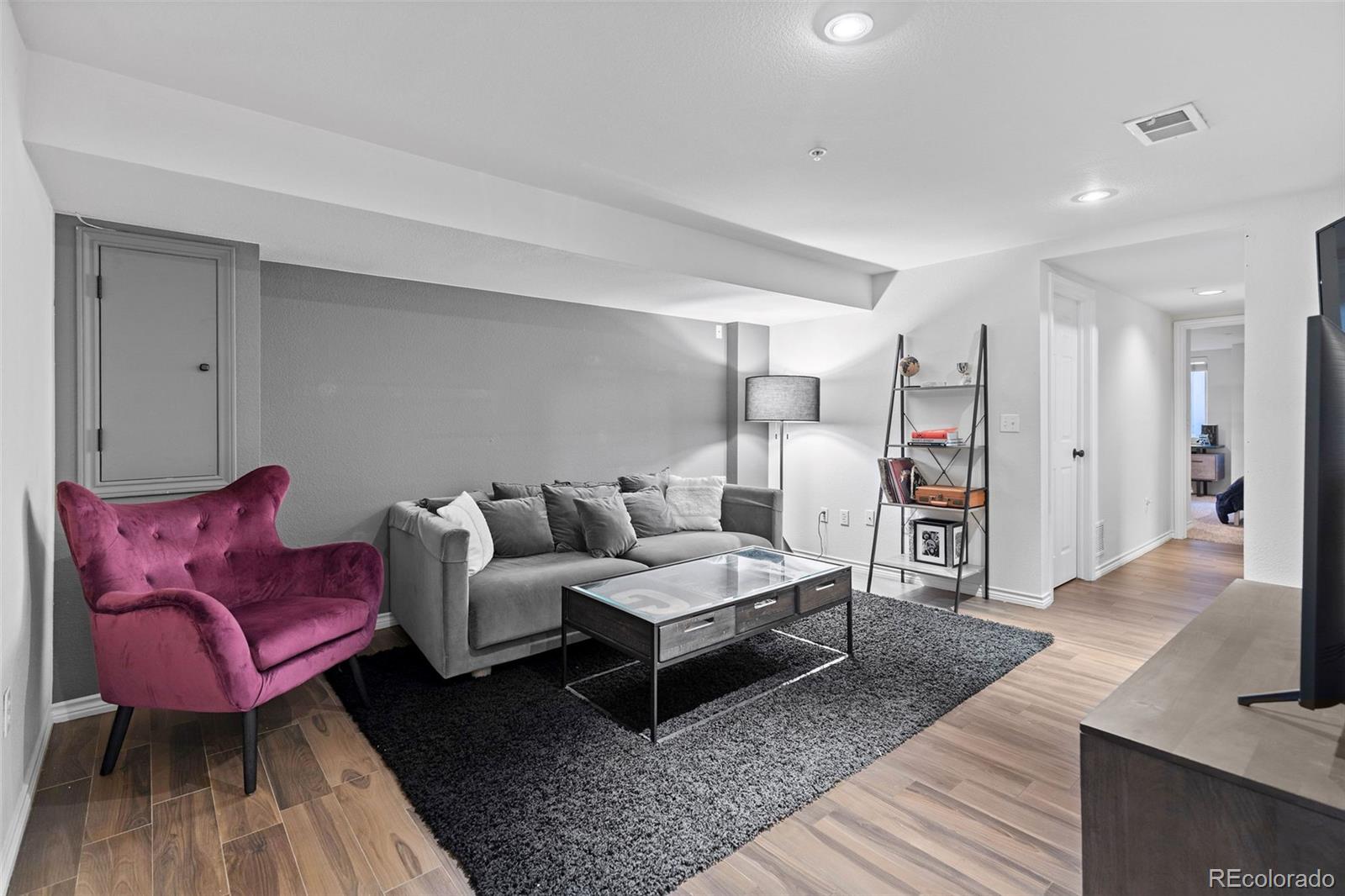 MLS Image #29 for 12 s monroe street ,denver, Colorado