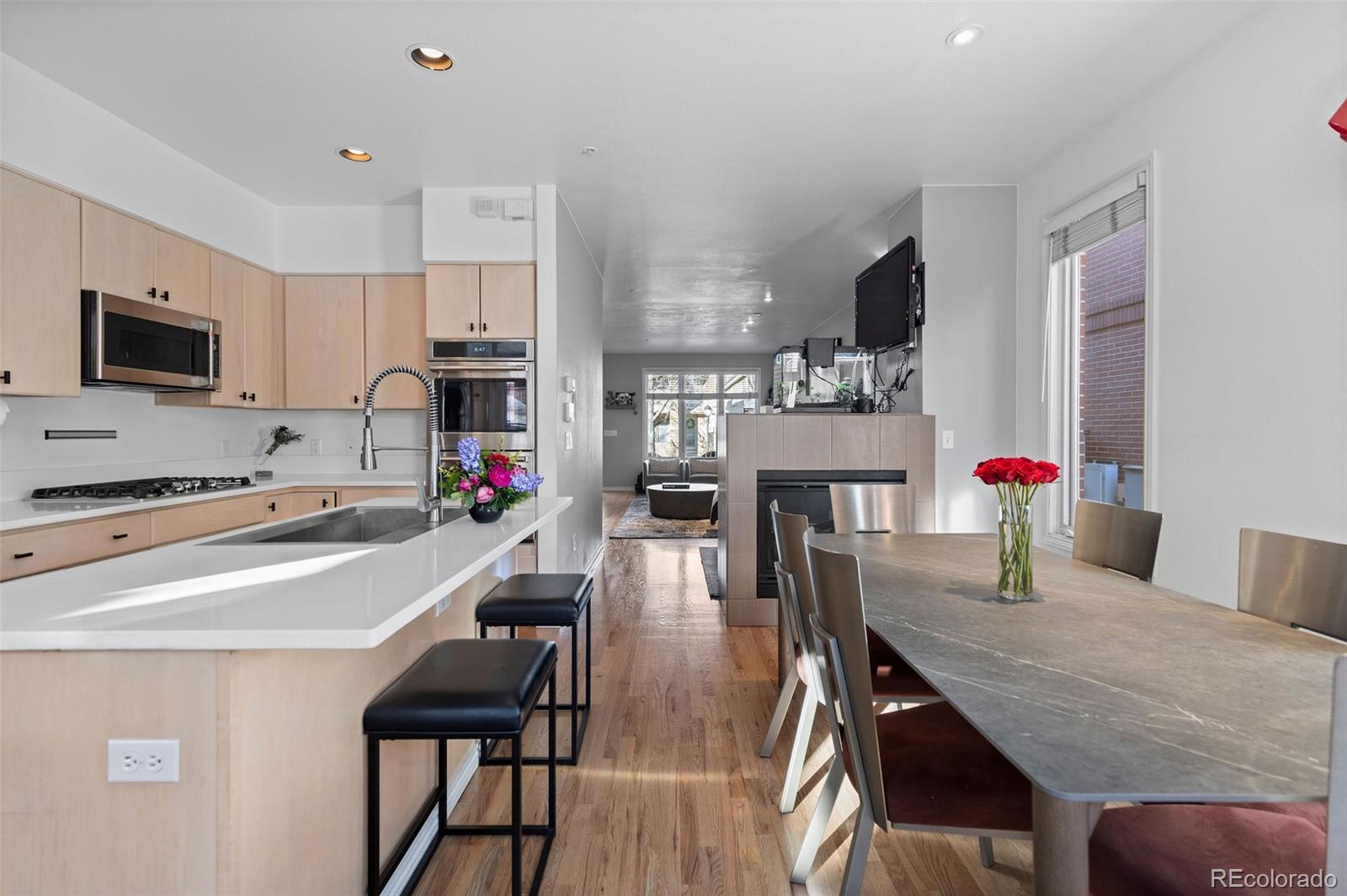 MLS Image #9 for 12 s monroe street ,denver, Colorado
