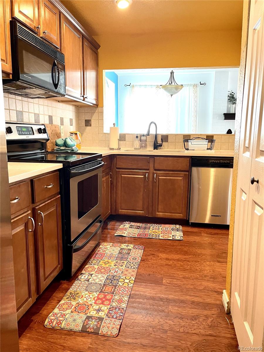 MLS Image #10 for 10330 w jewell ,lakewood, Colorado