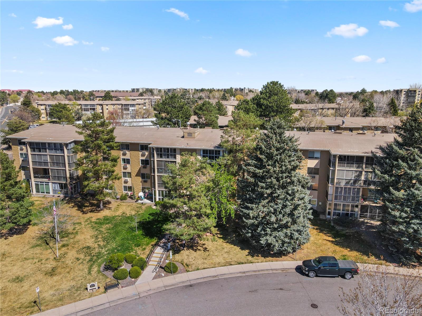 MLS Image #2 for 3022 s wheeling way,aurora, Colorado