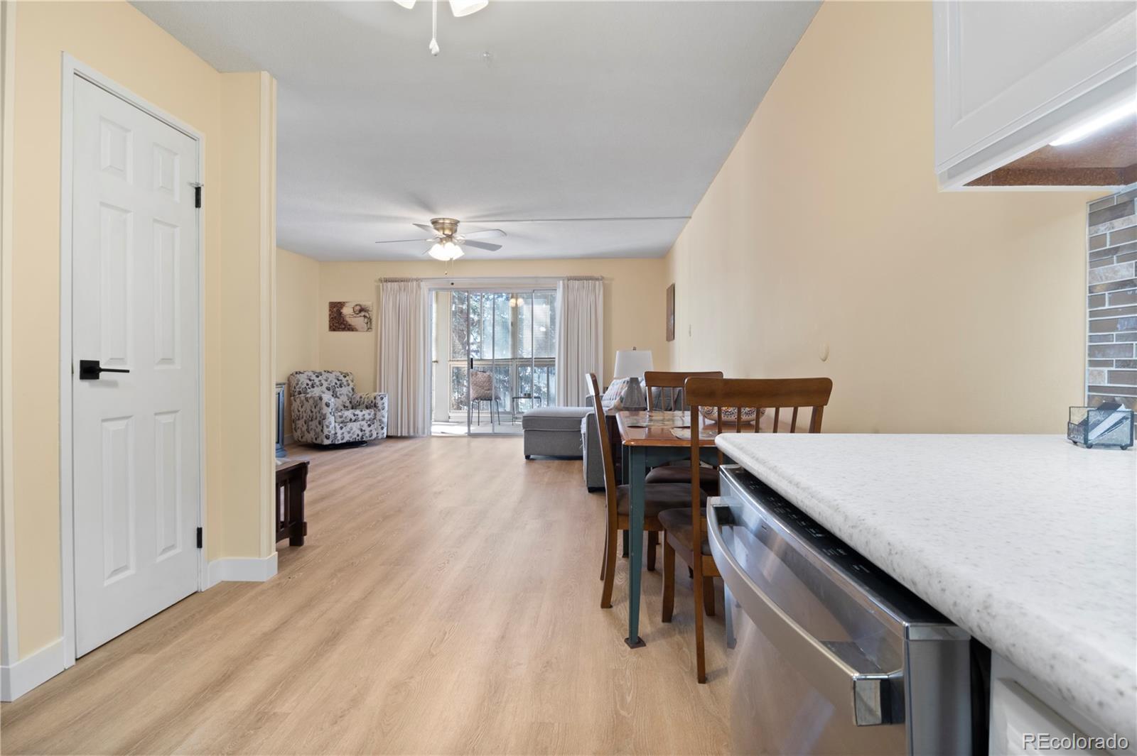 MLS Image #7 for 3022 s wheeling way,aurora, Colorado