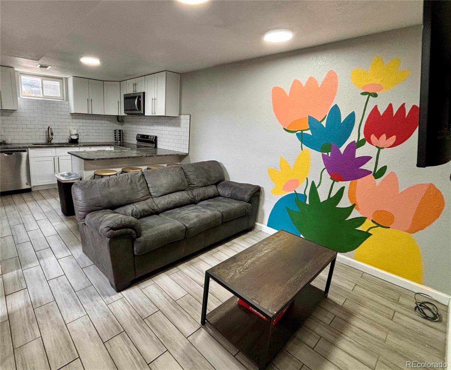 MLS Image #14 for 7020  avrum drive,denver, Colorado