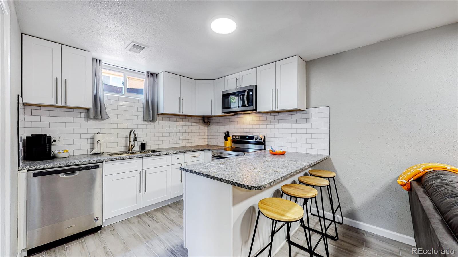 MLS Image #15 for 7020  avrum drive,denver, Colorado