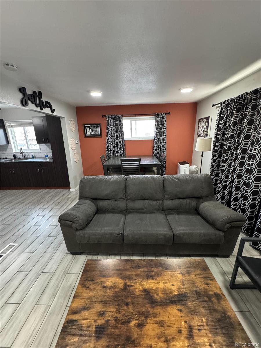 MLS Image #5 for 7020  avrum drive,denver, Colorado