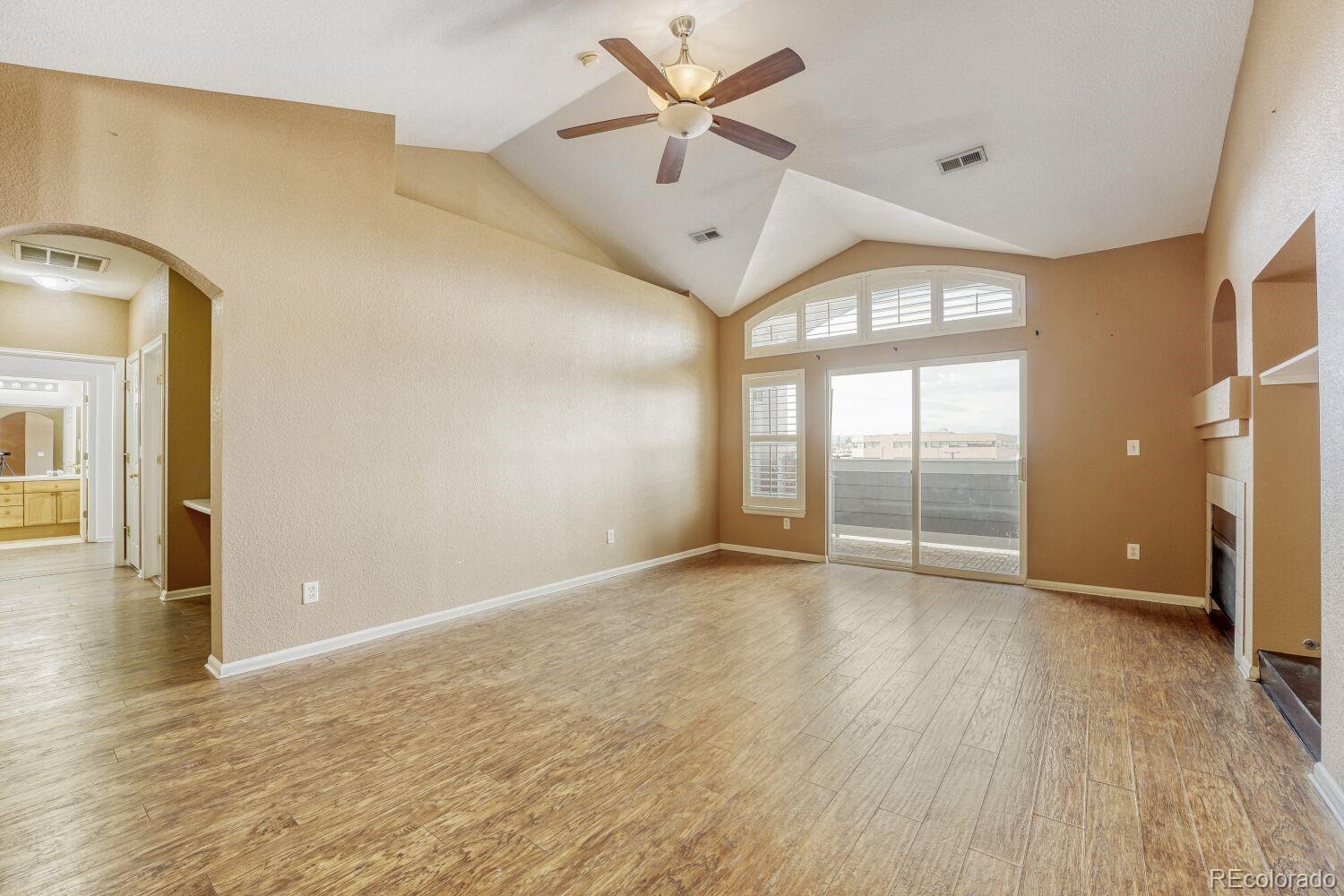 MLS Image #2 for 14241 e 1st drive 304,aurora, Colorado