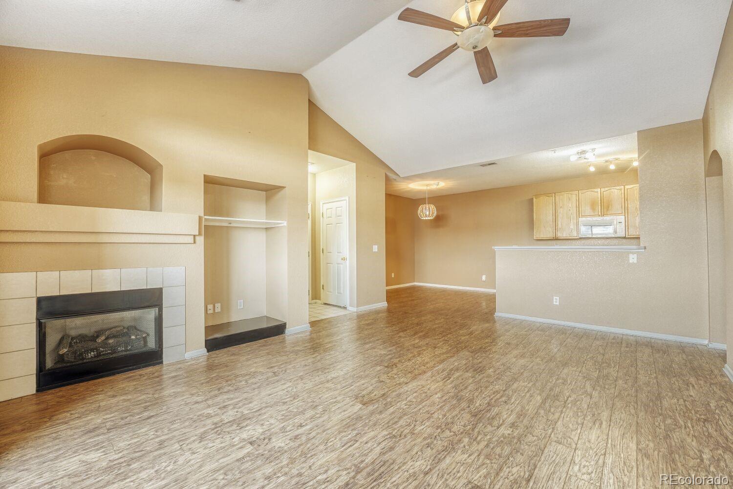 MLS Image #3 for 14241 e 1st drive 304,aurora, Colorado