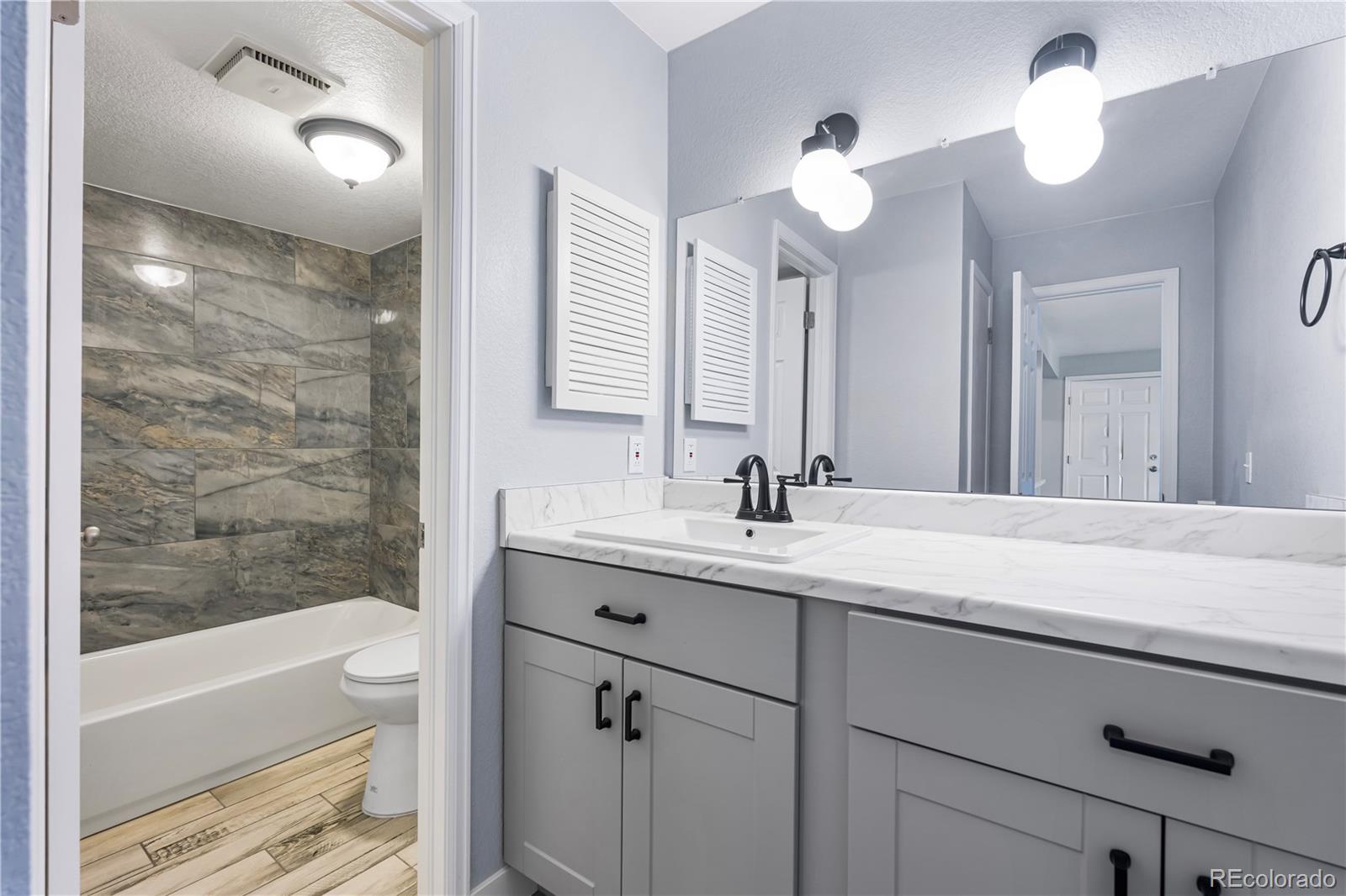 MLS Image #12 for 14602 e 2nd avenue,aurora, Colorado