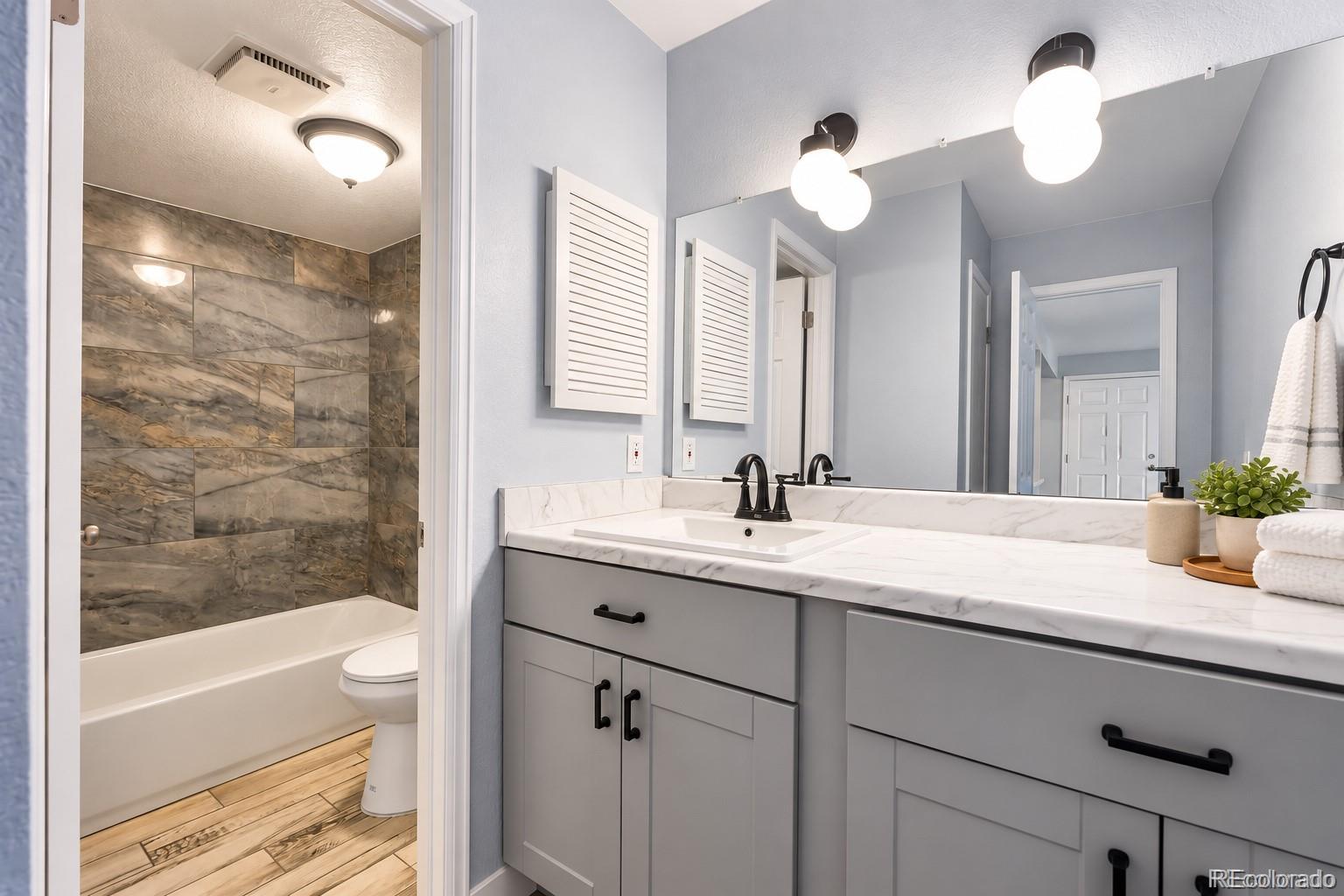 MLS Image #19 for 14602 e 2nd avenue,aurora, Colorado