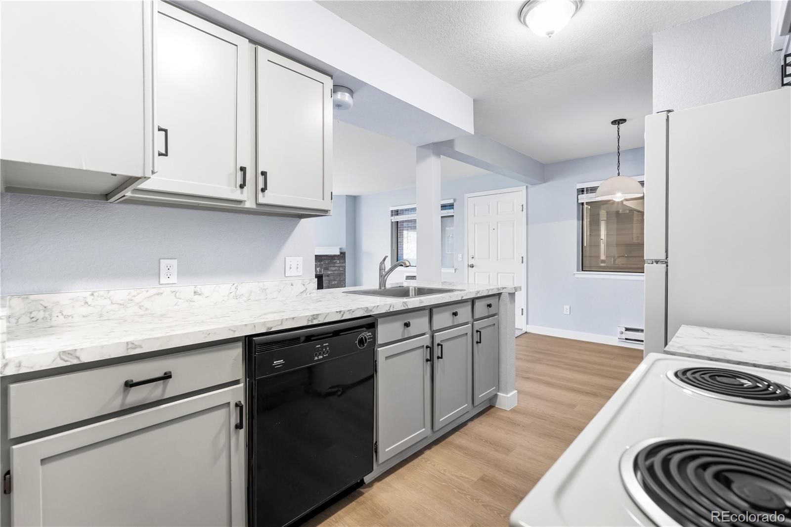 MLS Image #2 for 14602 e 2nd avenue,aurora, Colorado