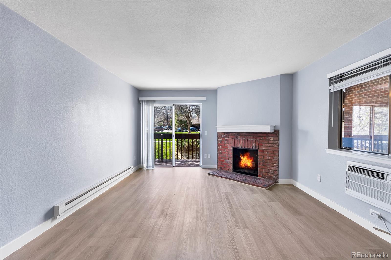 MLS Image #4 for 14602 e 2nd avenue,aurora, Colorado