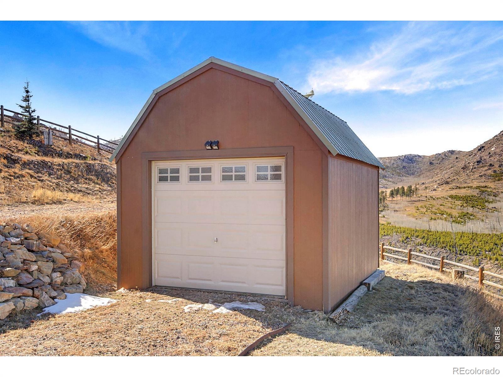 MLS Image #16 for 905  stratton park road,bellvue, Colorado