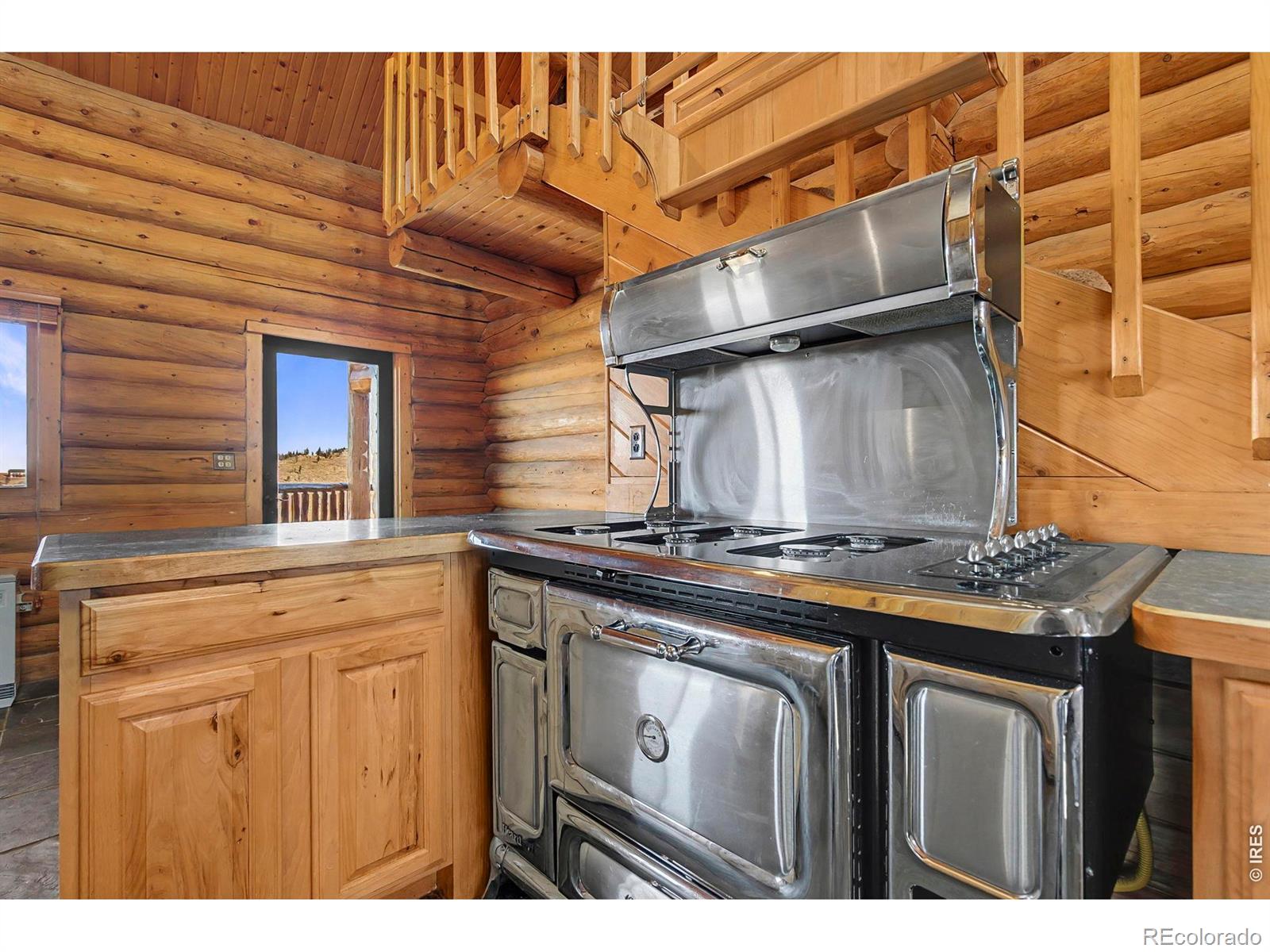 MLS Image #7 for 905  stratton park road,bellvue, Colorado