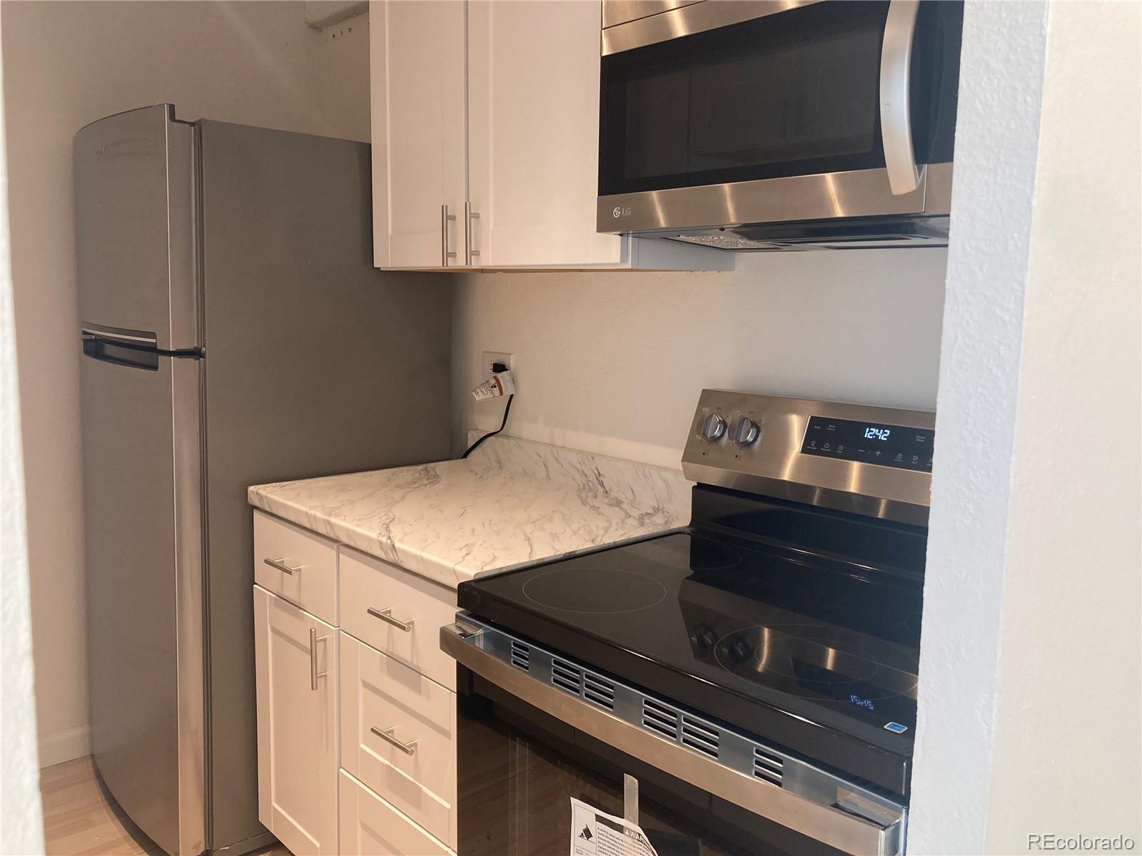 MLS Image #16 for 8060 e girard avenue,denver, Colorado