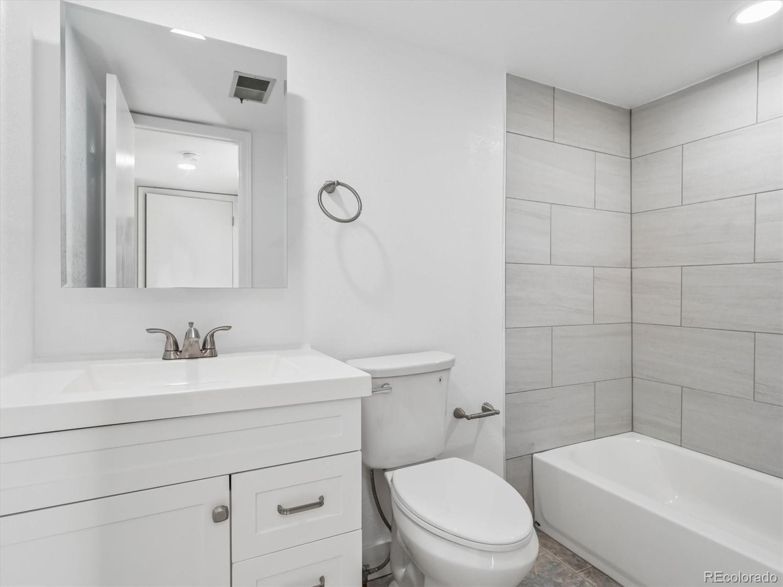 MLS Image #12 for 5250 s huron way 2-310,littleton, Colorado