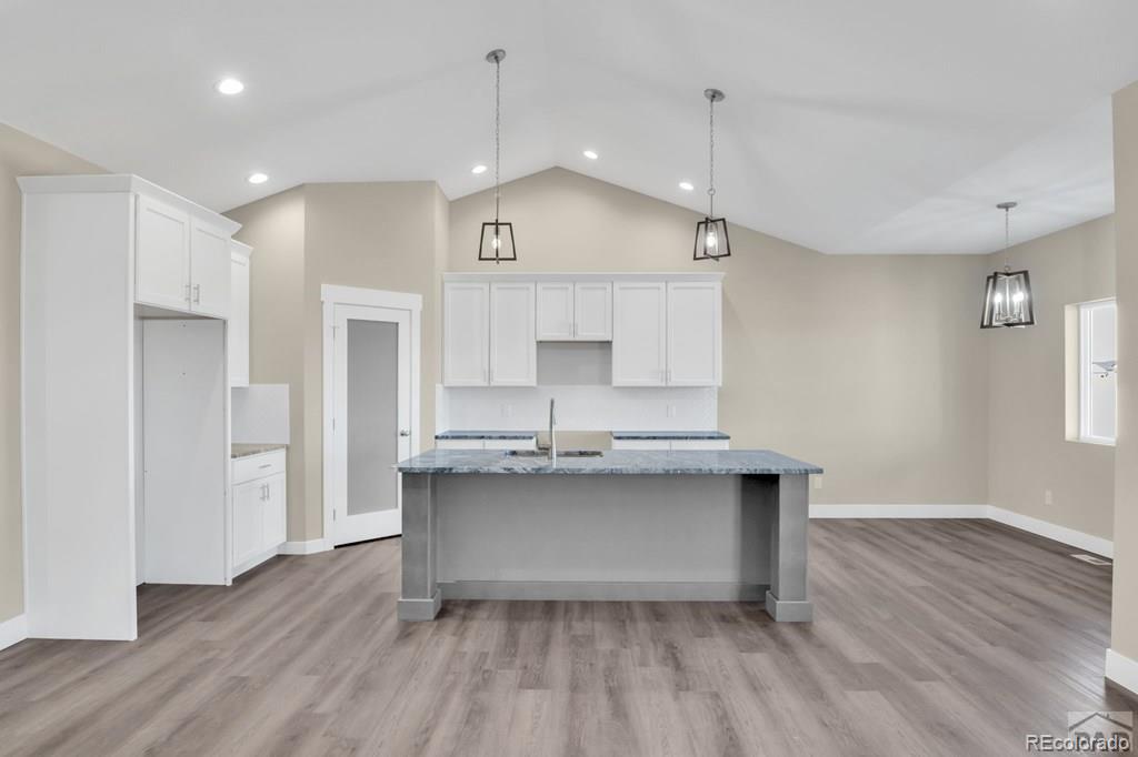 MLS Image #7 for 866 e snyder drive,pueblo, Colorado