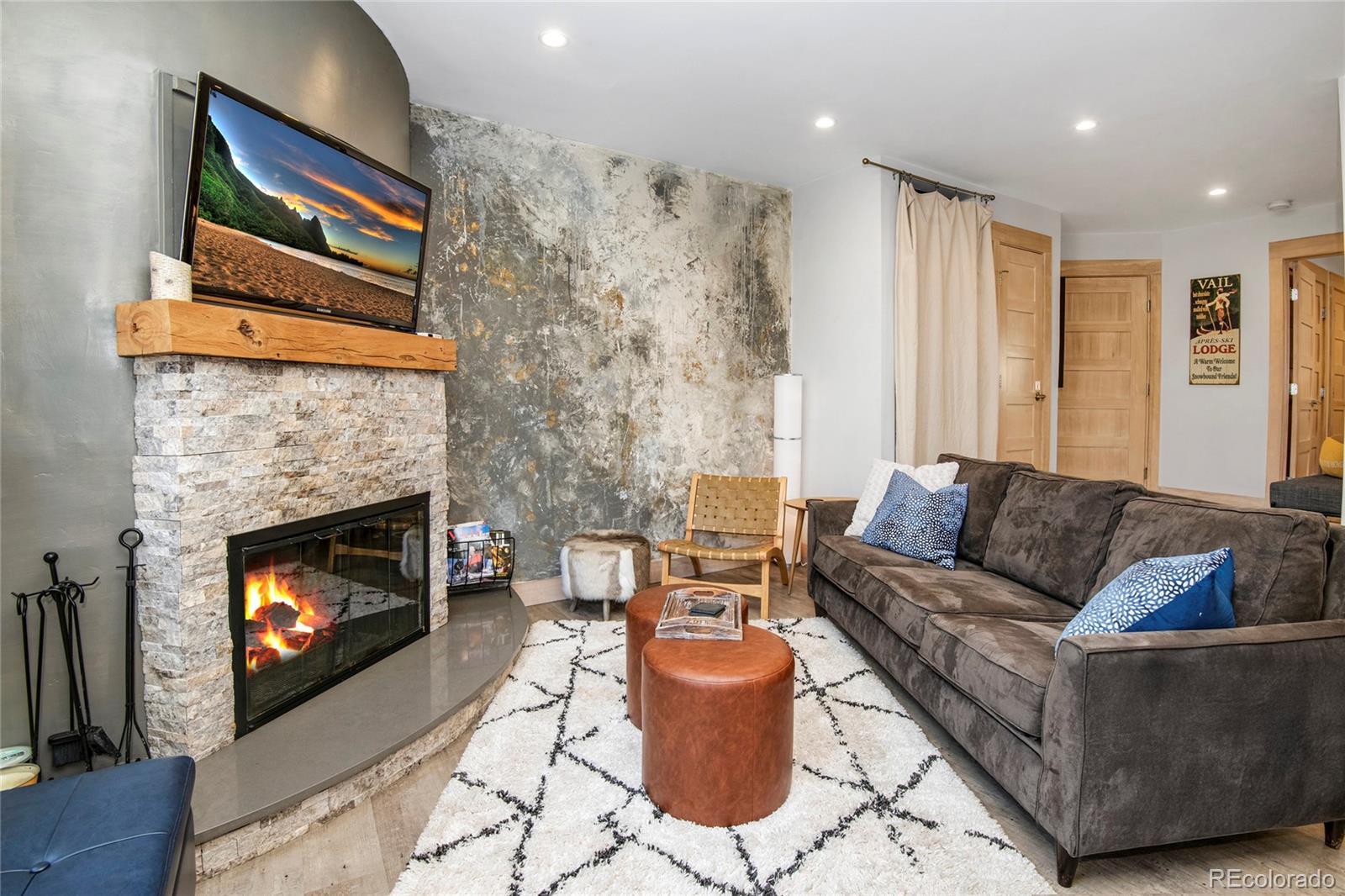 MLS Image #3 for 4192  spruce way,vail, Colorado