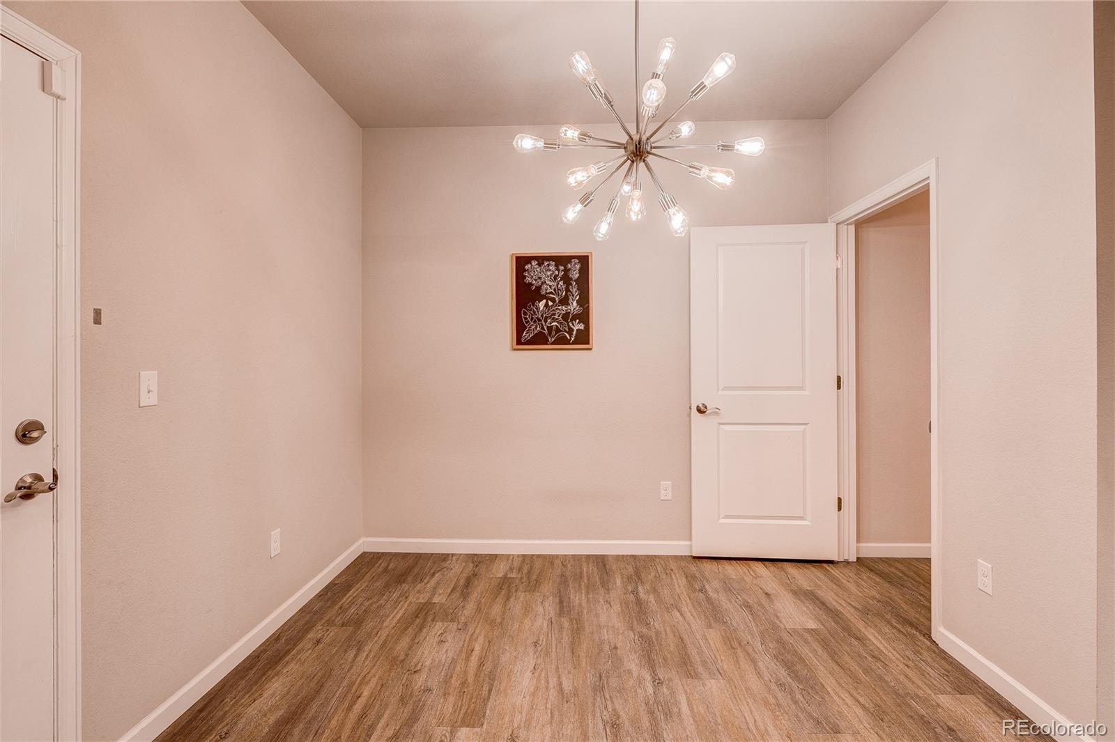 MLS Image #12 for 560 e dry creek place,littleton, Colorado