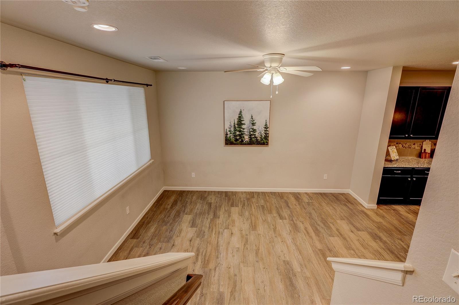 MLS Image #16 for 560 e dry creek place,littleton, Colorado