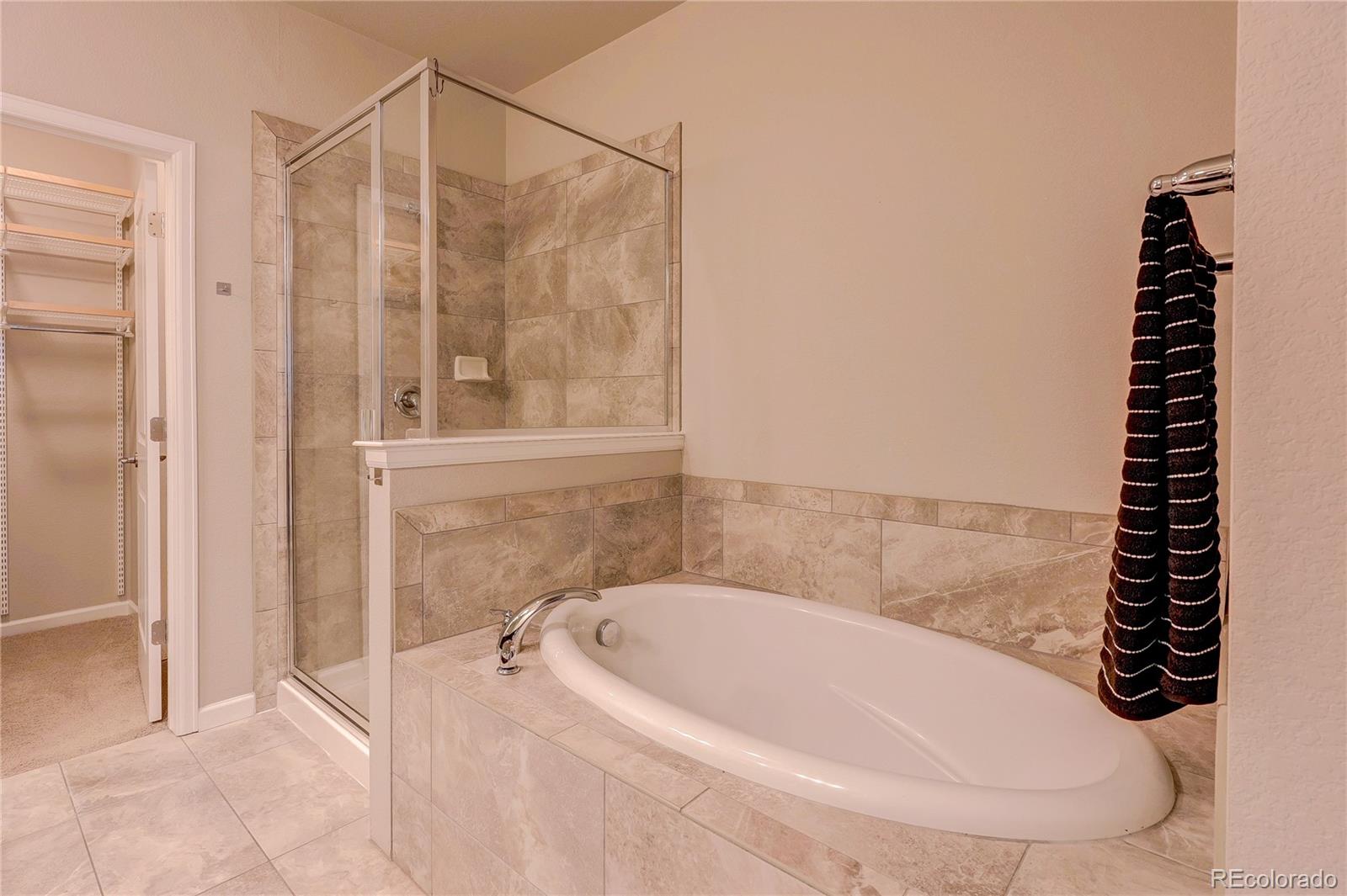 MLS Image #22 for 560 e dry creek place,littleton, Colorado