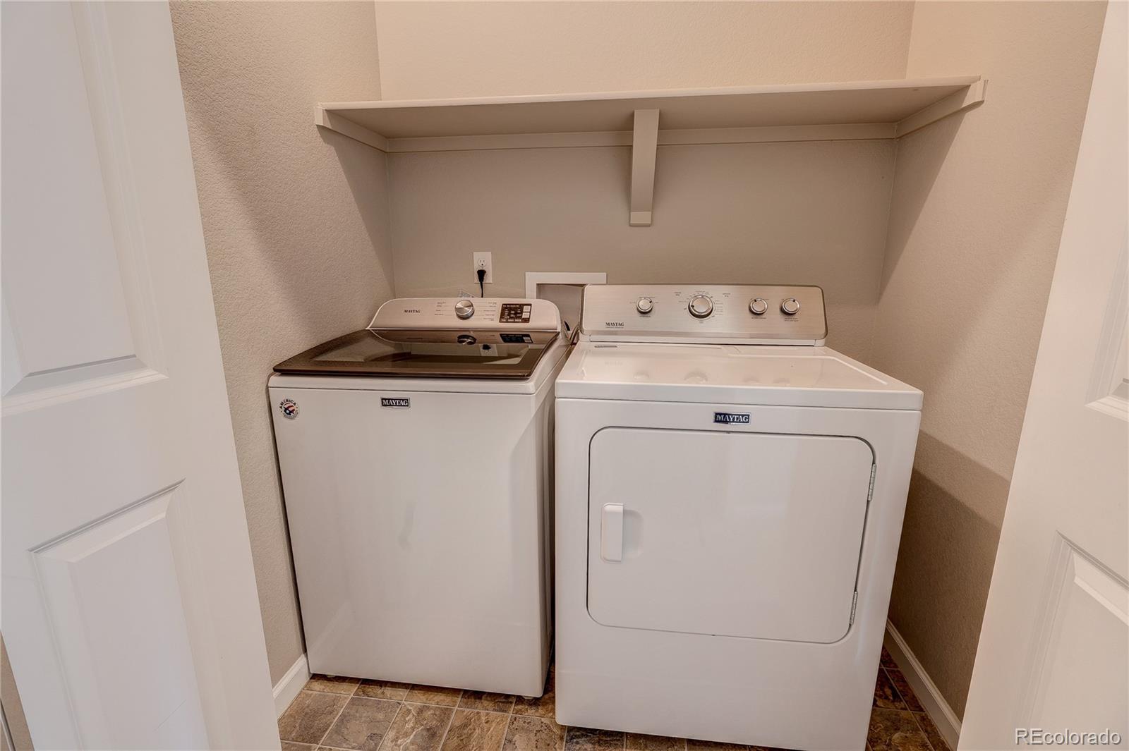 MLS Image #32 for 560 e dry creek place,littleton, Colorado