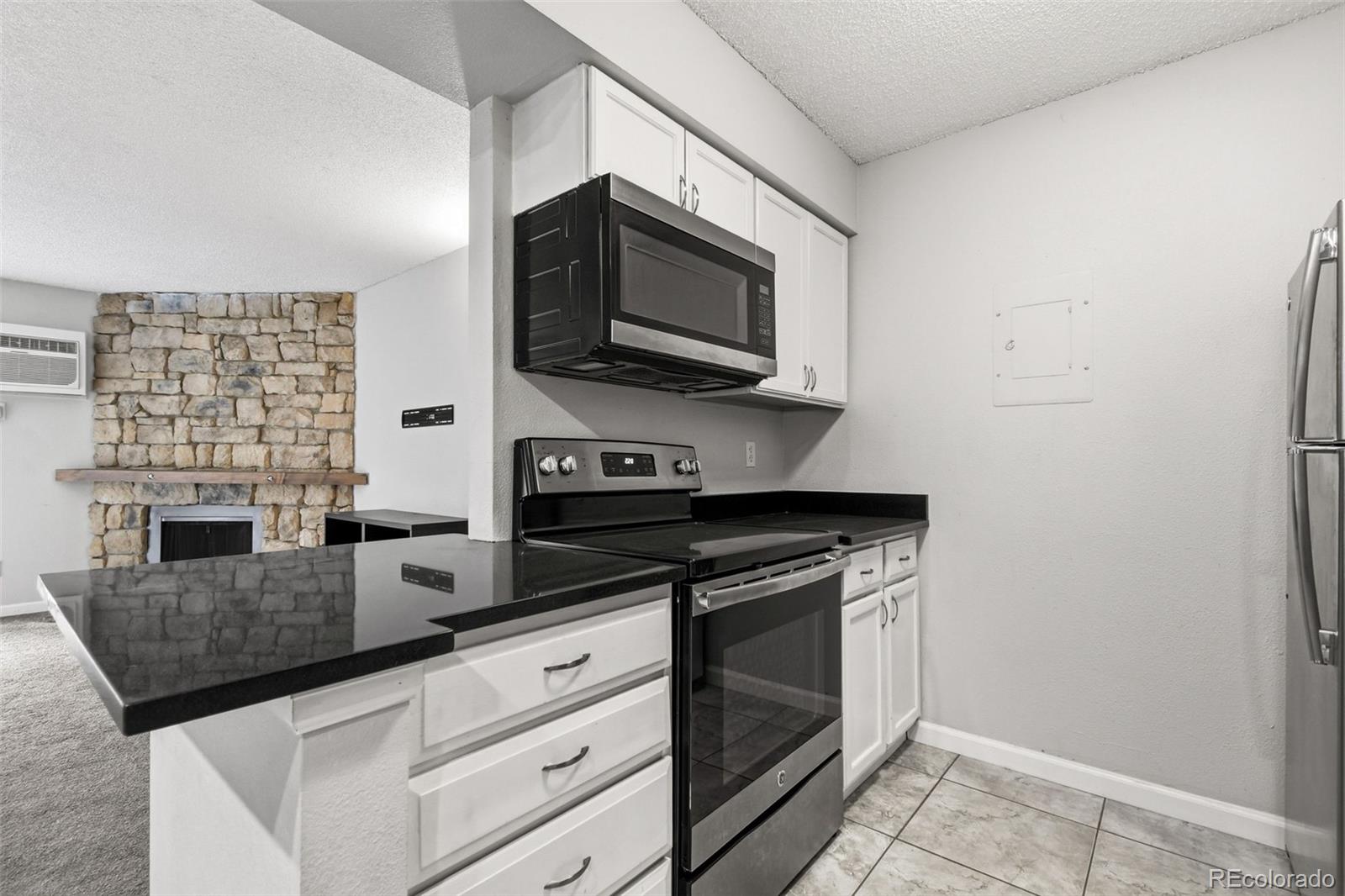 MLS Image #11 for 10150 e virginia avenue,denver, Colorado