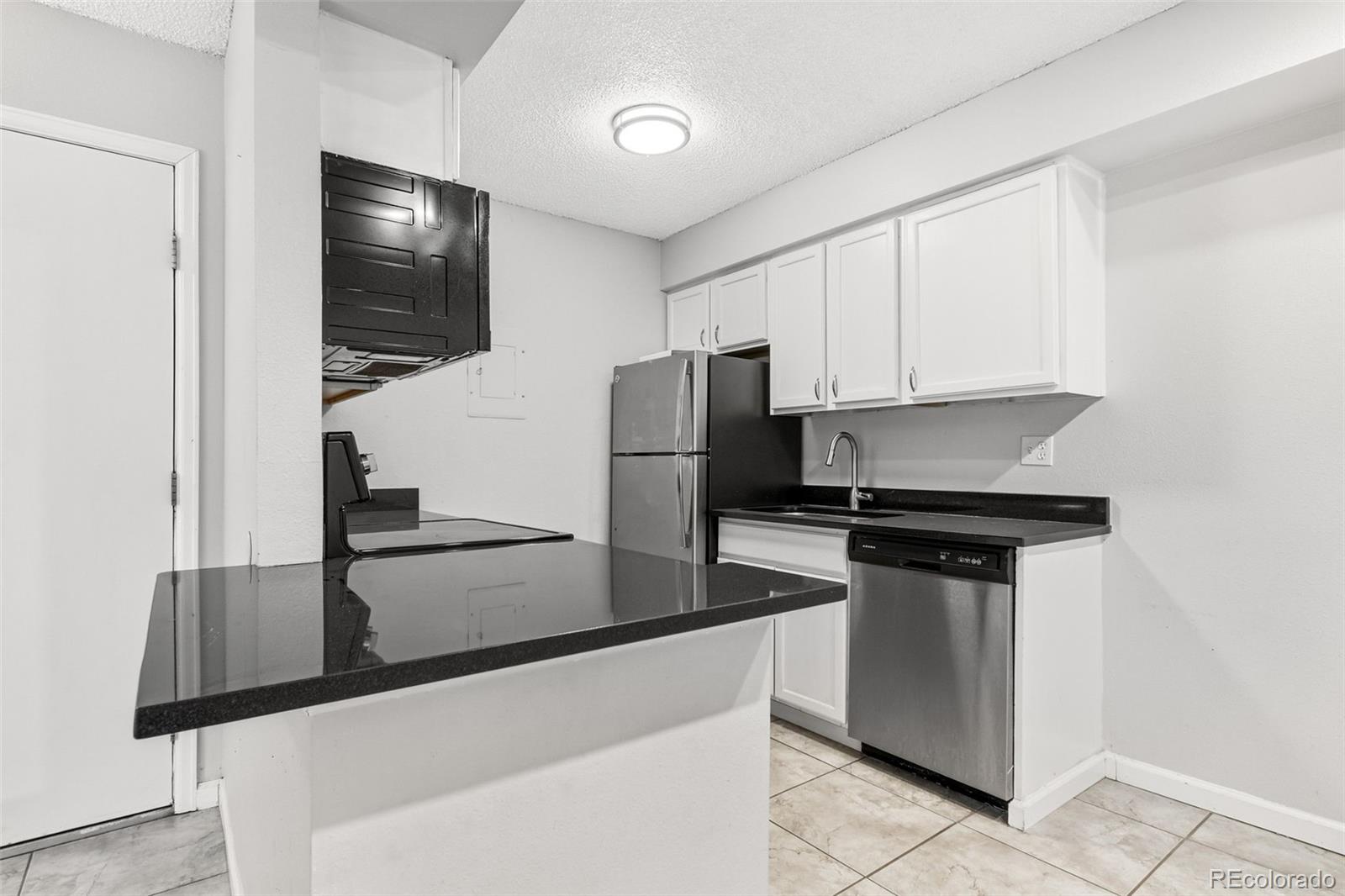 MLS Image #9 for 10150 e virginia avenue,denver, Colorado