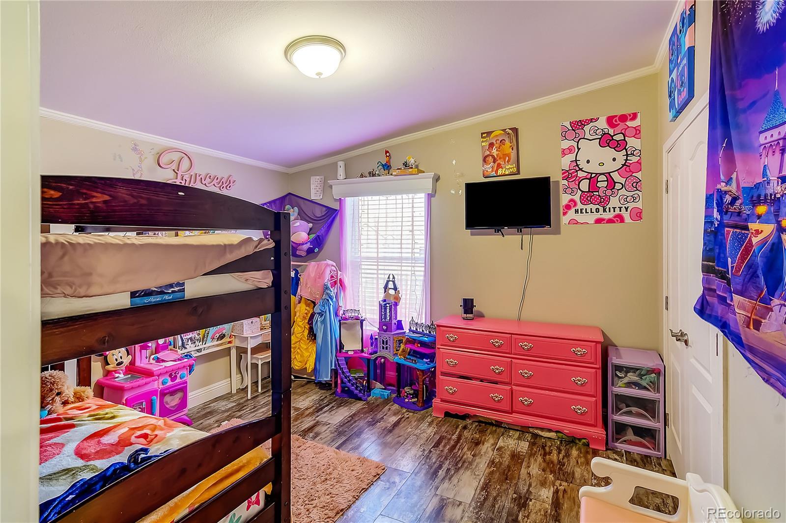 MLS Image #12 for 120  juniper circle,log lane village, Colorado
