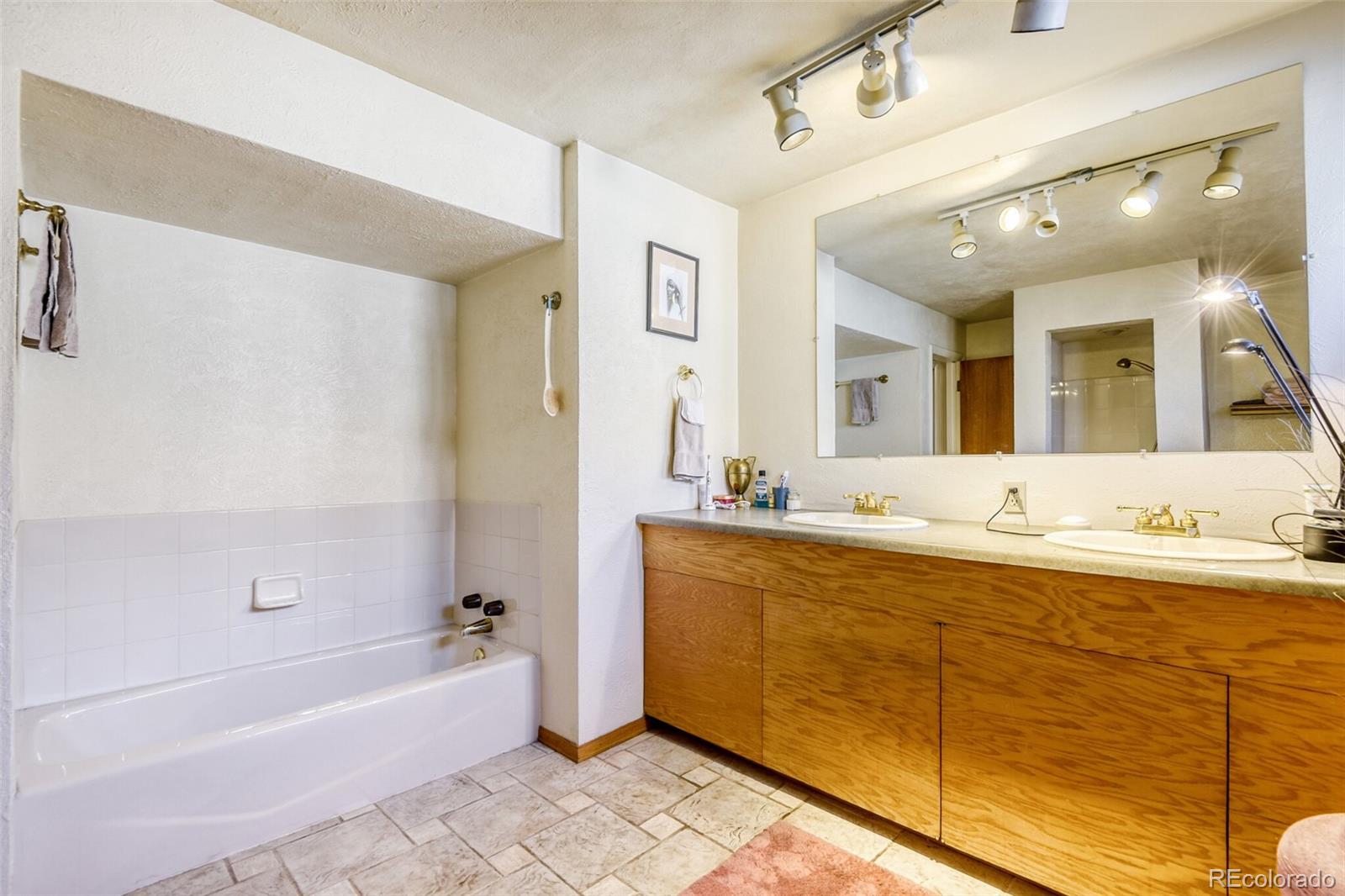 MLS Image #7 for 1901  xanthia street,denver, Colorado