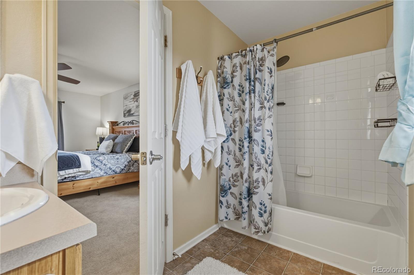 MLS Image #6 for 13664  linden court,thornton, Colorado
