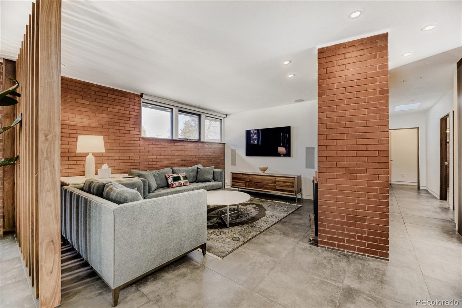 MLS Image #11 for 2910 s marion street,englewood, Colorado