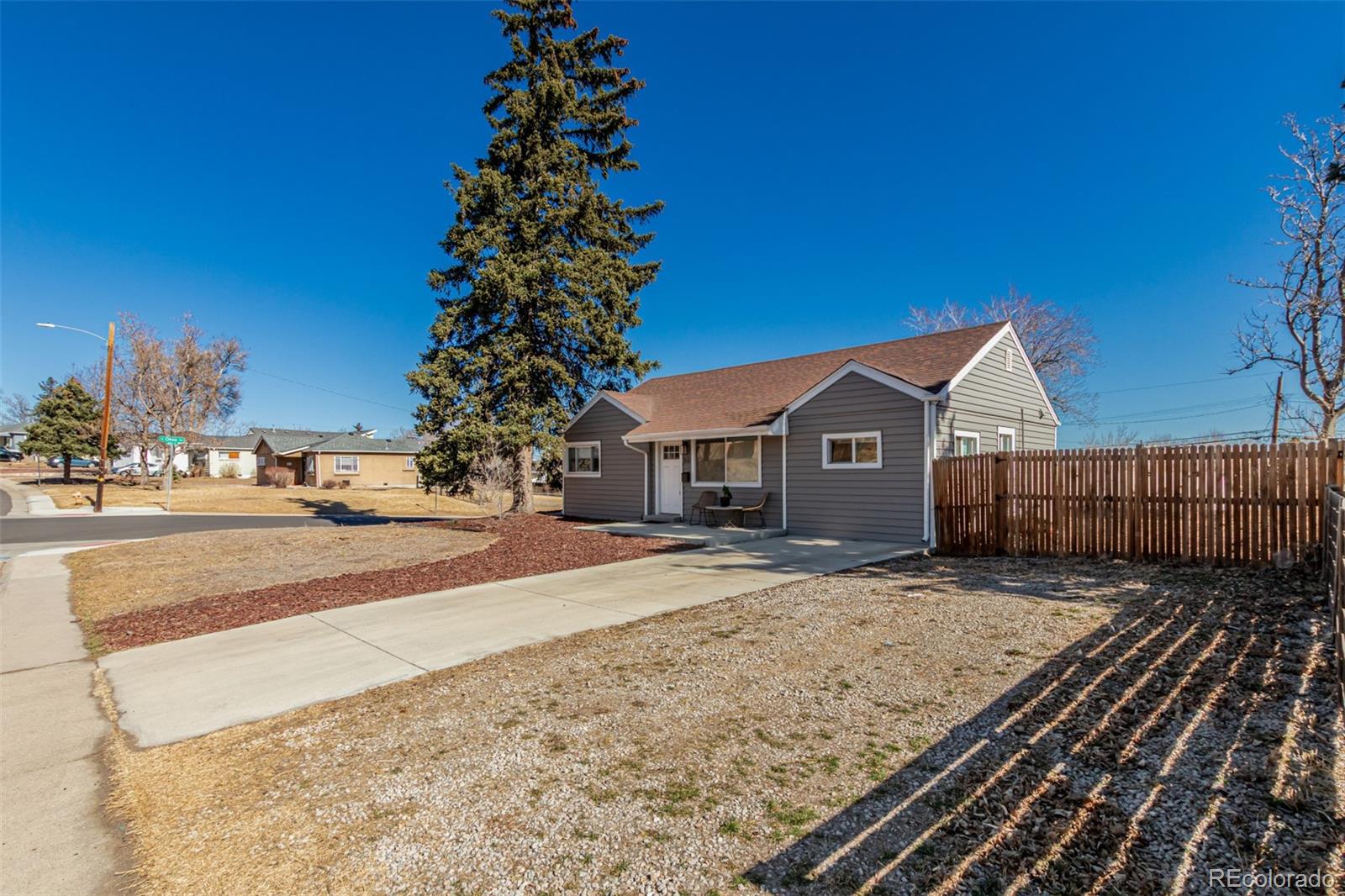 MLS Image #22 for 800 s pecos street,denver, Colorado