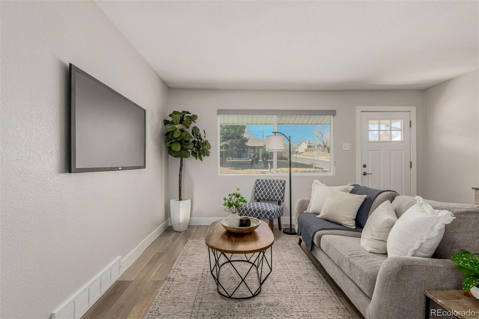 MLS Image #3 for 800 s pecos street,denver, Colorado