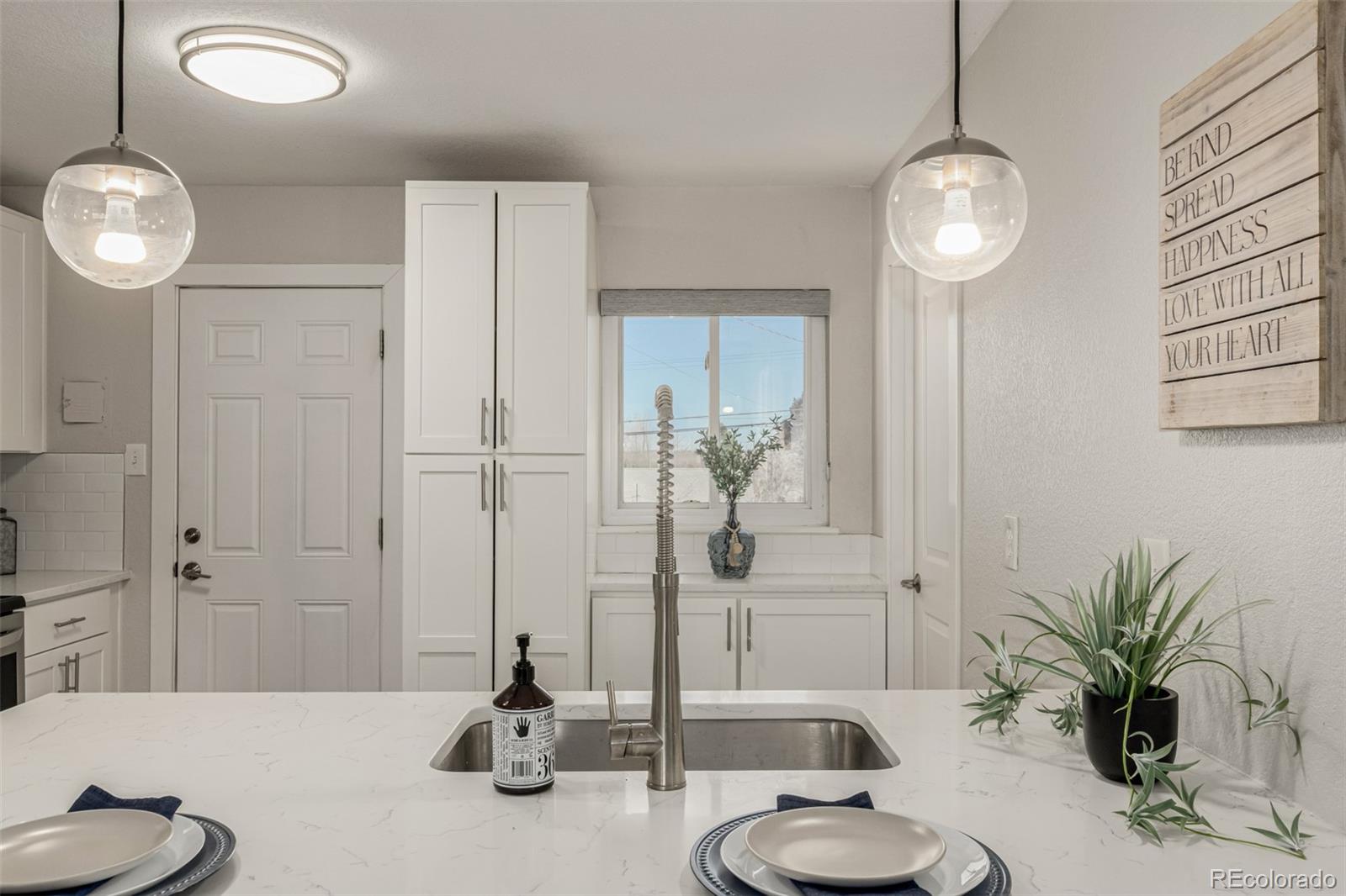 MLS Image #6 for 800 s pecos street,denver, Colorado